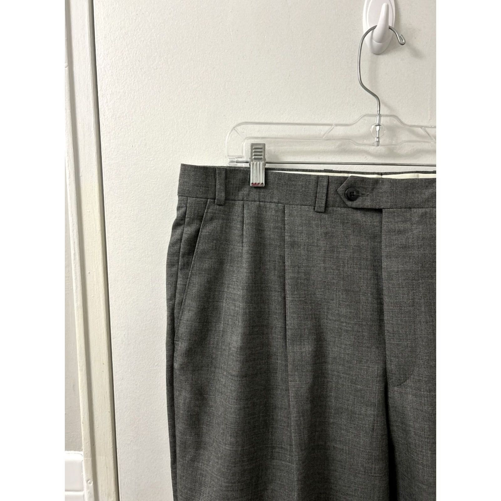 Ralph Lauren Lauren Ralph Lauren Dress Pants Mens 38x30 Gray Pleated Cuffed Wool Slashed Pockets Straight Classic Trousers Size US 38 / EU 54 - 4 Thumbnail