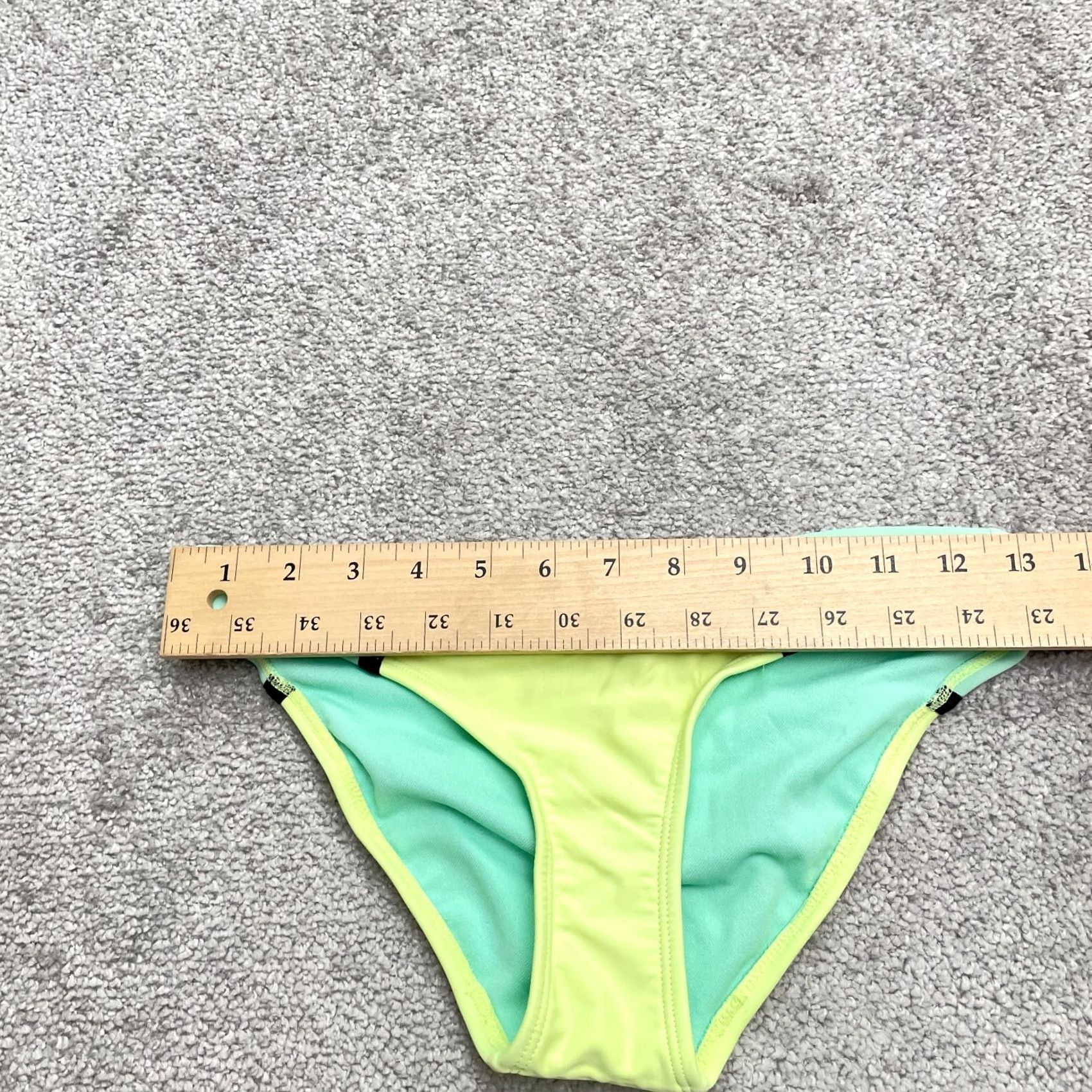 Vintage Xhilaration Bikini Bottom Womens Small Yellow Green Low Rise Beach Pool Size 28" / US 6 / IT 42 - 6 Thumbnail