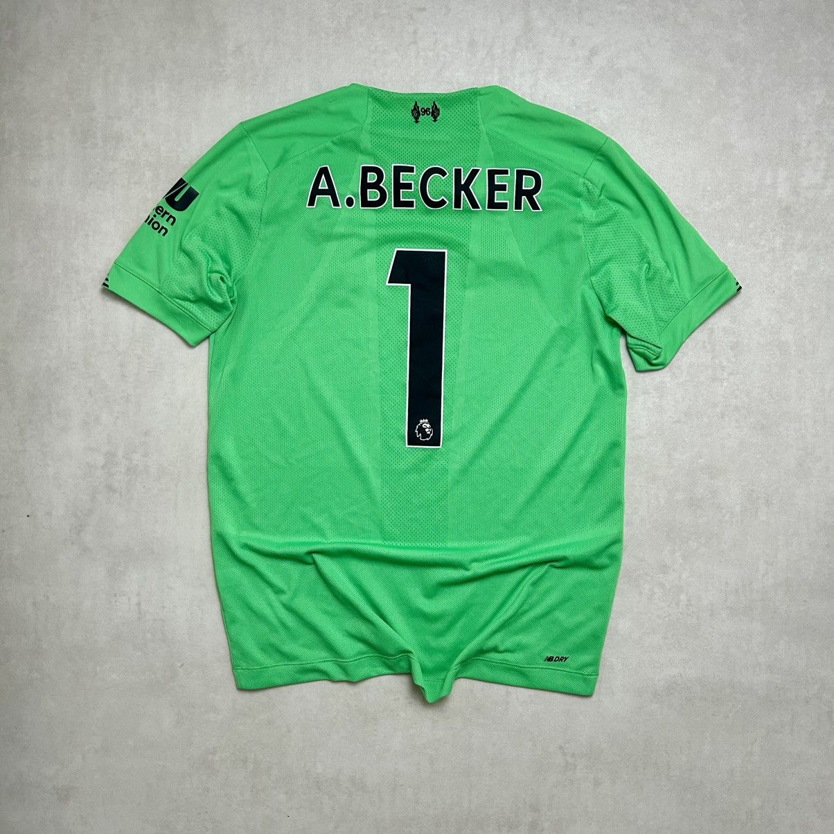 New Balance Liverpool 2019/20 Home Goalkeeper Jersey Kit Alisson Becker Size US S / EU 44-46 / 1 - 1 Thumbnail