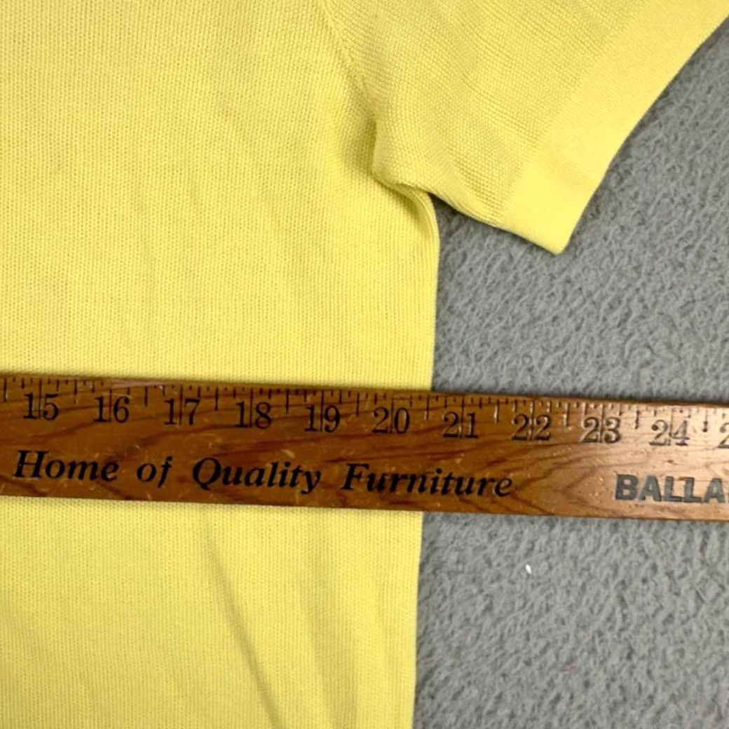 Vintage Crittenden Sweater Mens Small Yellow Fine Knit Pullover Polo Short Sleeve Knit Style Casual Outdoor Walking Button Pullover Size US S / EU 44-46 / 1 - 6 Thumbnail