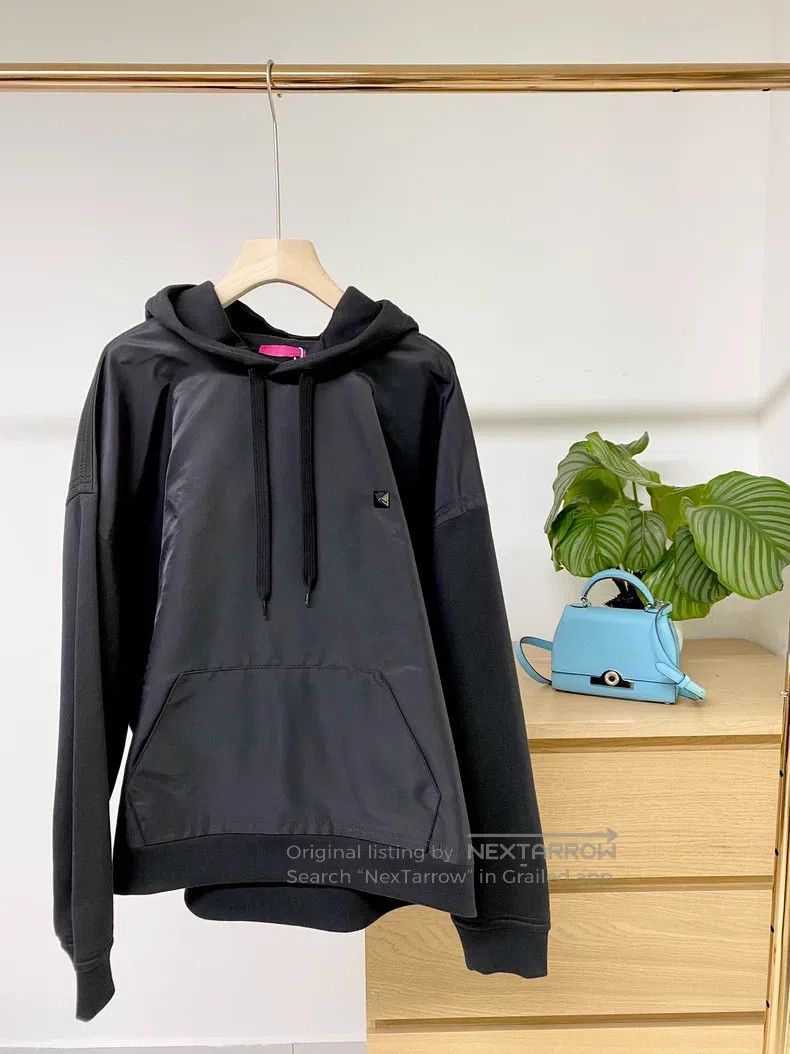 Valentino Valentino Nylon spliced willow nail sweatshirt Size L / US 10 / IT 46 - 1 Thumbnail