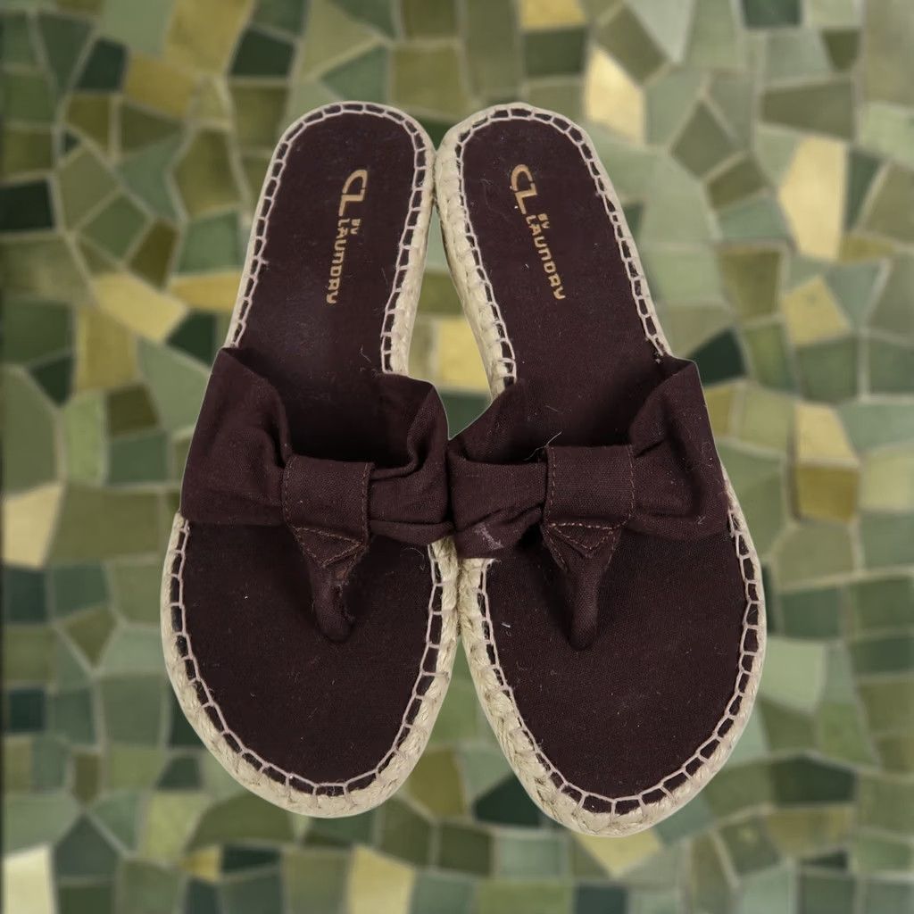 Chinese Laundry Chinese Laundry Brown Thong Espadrille Wedge Sandals 7.5 Women Casual Spring Summer Wedge Heel 1.25" Size US 8 / IT 38 - 1 Thumbnail