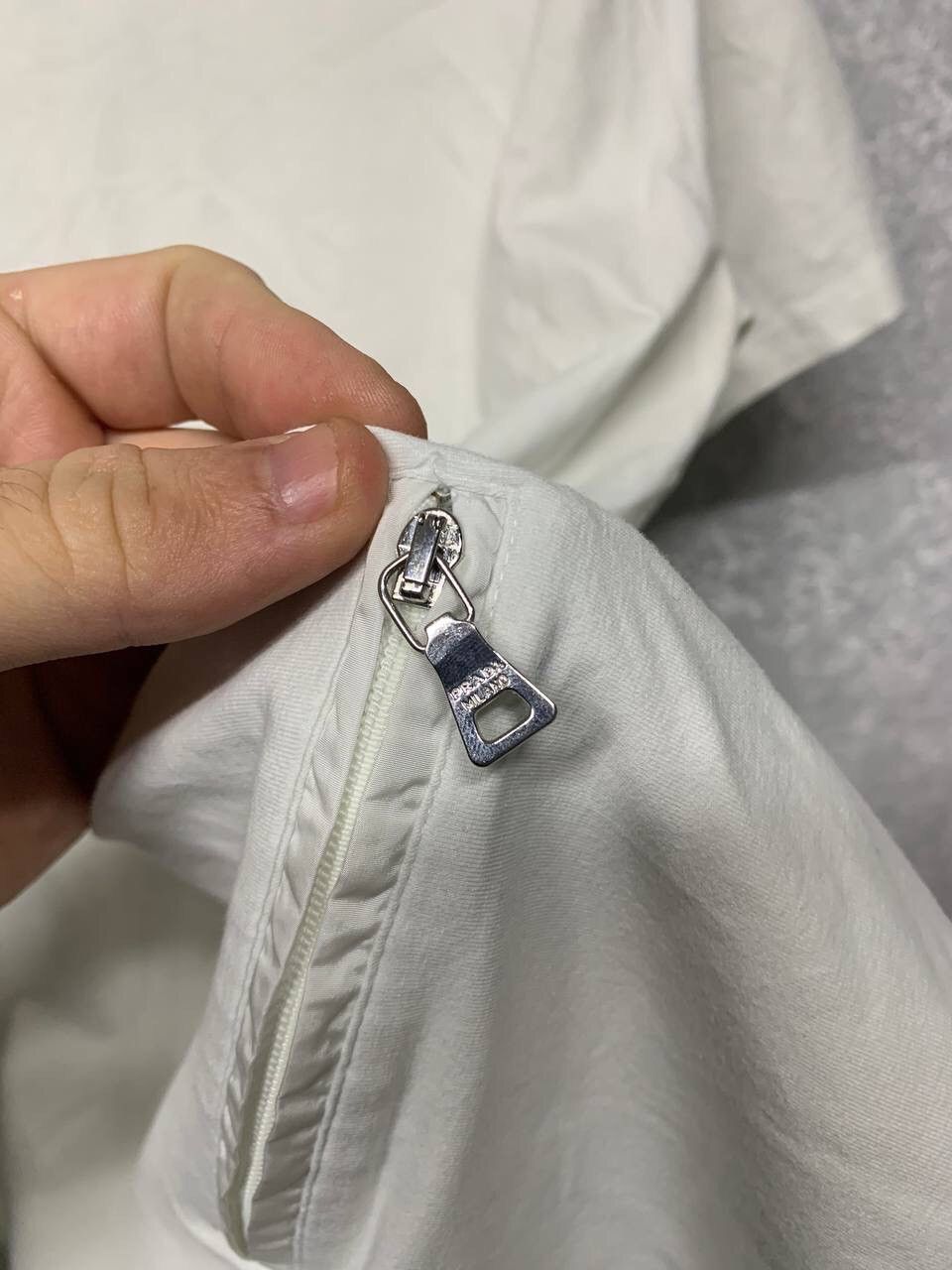 Prada Vintage 2007 Prada Quarter Zip Back Pocket Shortsleeve Size US S / EU 44-46 / 1 - 7 Thumbnail