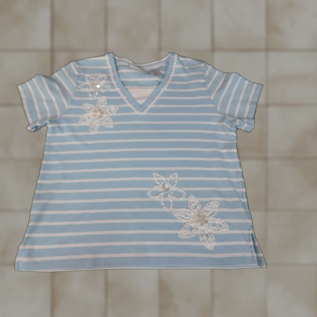 Vintage Alfred Dunner Blouse Shirt Petite PS Womens Blue Striped V-Neck Pullover Casual Short Sleeve Cotton Polyester Size S / US 4 / IT 40 - 1 Thumbnail