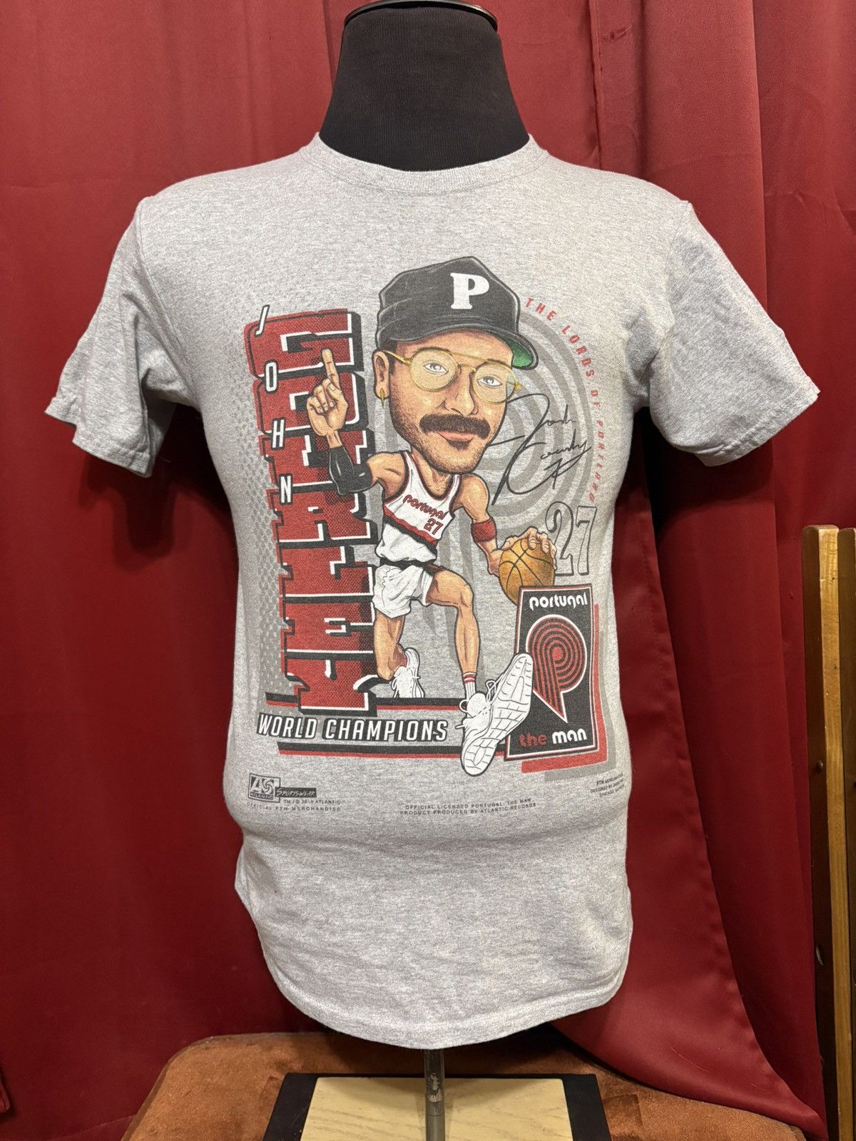 Band Tees Portugal The Man Tshirt Y2K Band Tee Trailblazers Grail Size US S / EU 44-46 / 1 - 1 Thumbnail