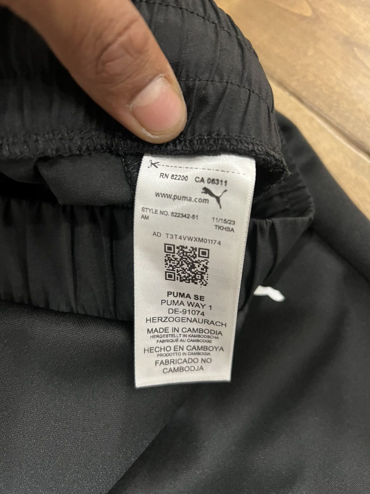 Puma Puma Jogger Sweatpamts Size US 31 - 13 Thumbnail