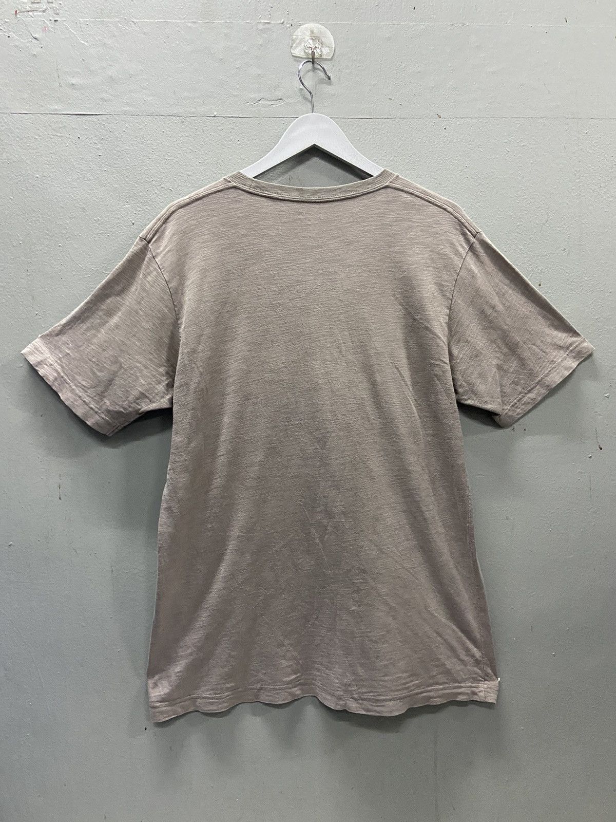 Uniqlo UNIQLO X MUSEUM OF FINE ART BOSTON TEE SHIRT Size US M / EU 48-50 / 2 - 2 Thumbnail