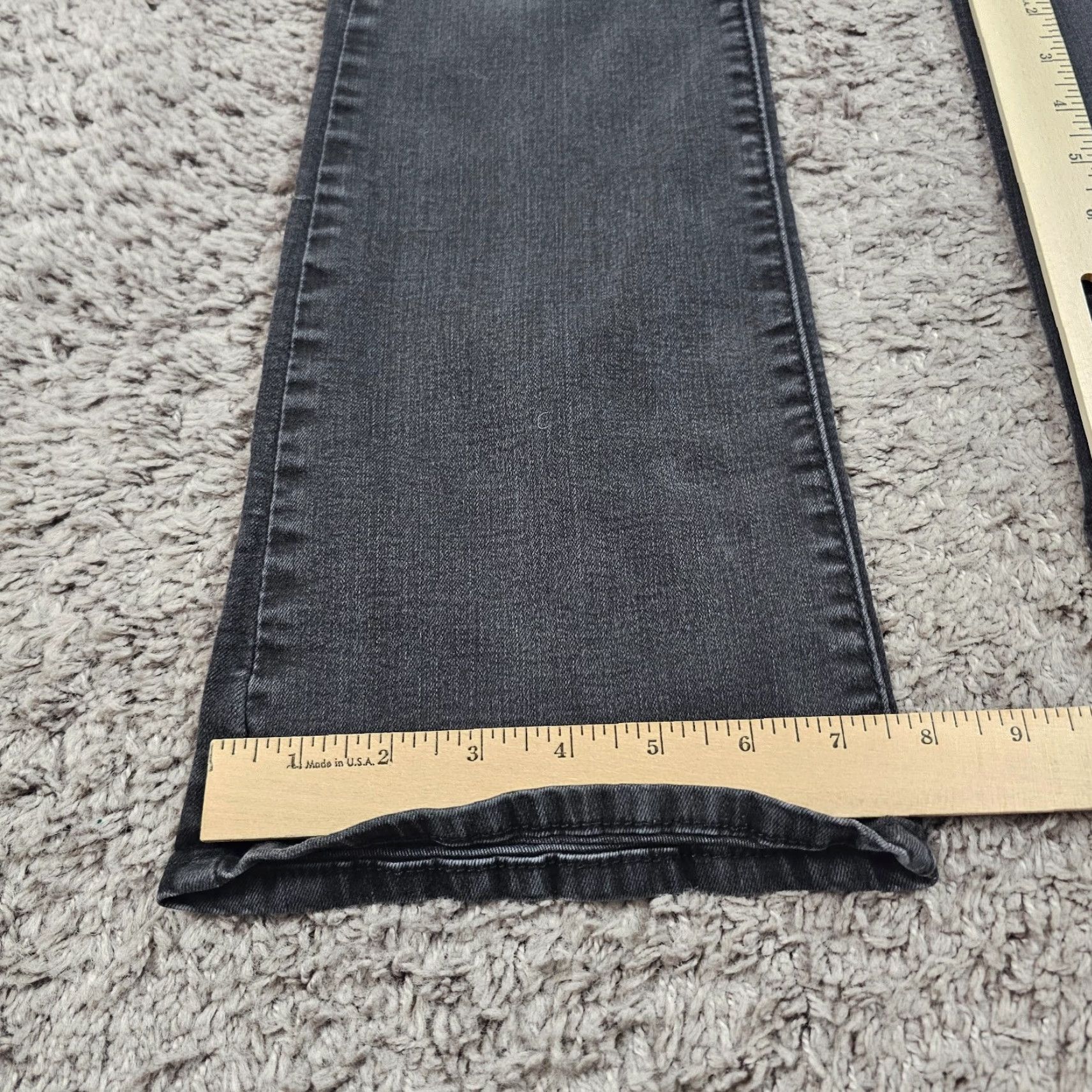 Levi's Levis 725 Jeans Womens 28 Black Boot Cut High Rise Stretch Denim 24x28 Jeans Women Boots Cut 725 Levis Black 28 Regular Stretch Denim Men? Size 28" / US 6 / IT 42 - 7 Thumbnail