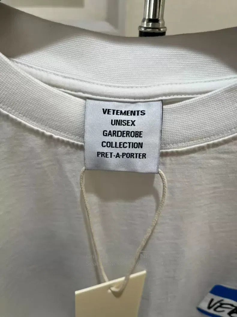 Vetements VETEMENTS Signature Logo Short Sleeve T-Shirt Size US S / EU 44-46 / 1 - 3 Thumbnail