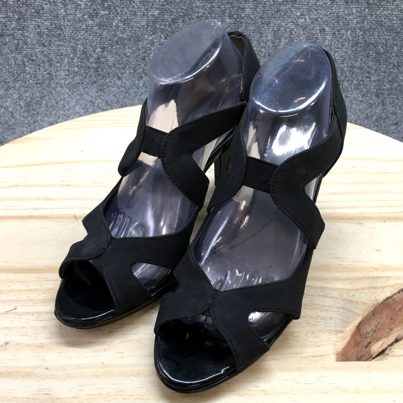 Vintage LifeStride Heels Womens 10 M Pump Black Cut Out Peep Toe Slip On Cone Heels Size US 10 / IT 40 - 3 Thumbnail