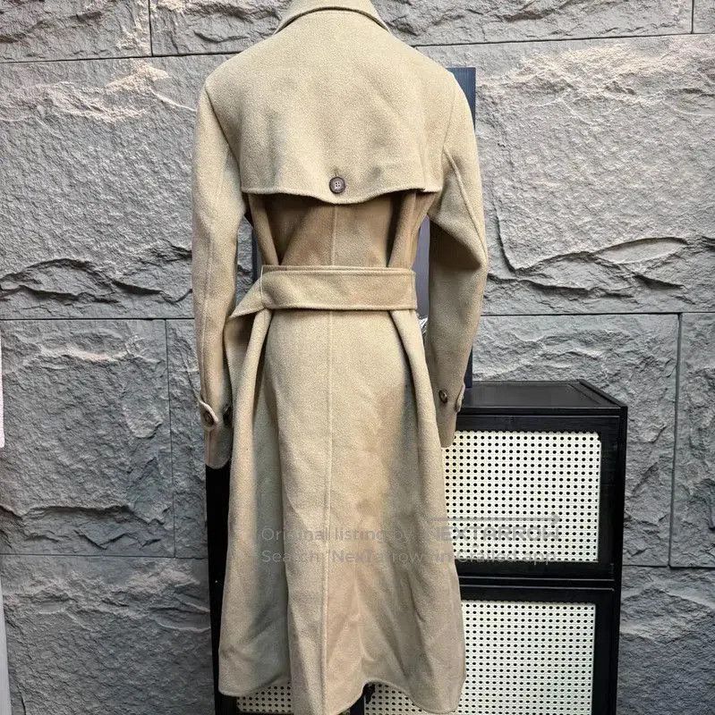 Max Mara MaxMara Beige Wool Blend Women's Coat . Size M / US 6-8 / IT 42-44 - 2 Thumbnail
