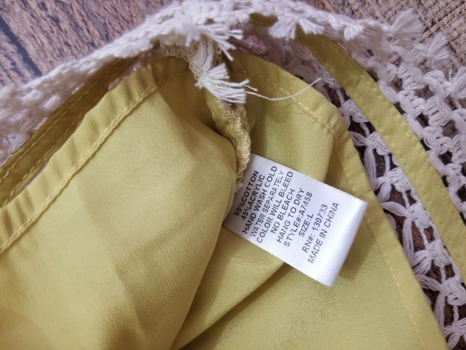 Designer Umgee Skirt small Crochet Beige Over Yellow Mini Short boho Size 28" / US 6 / IT 42 - 3 Thumbnail