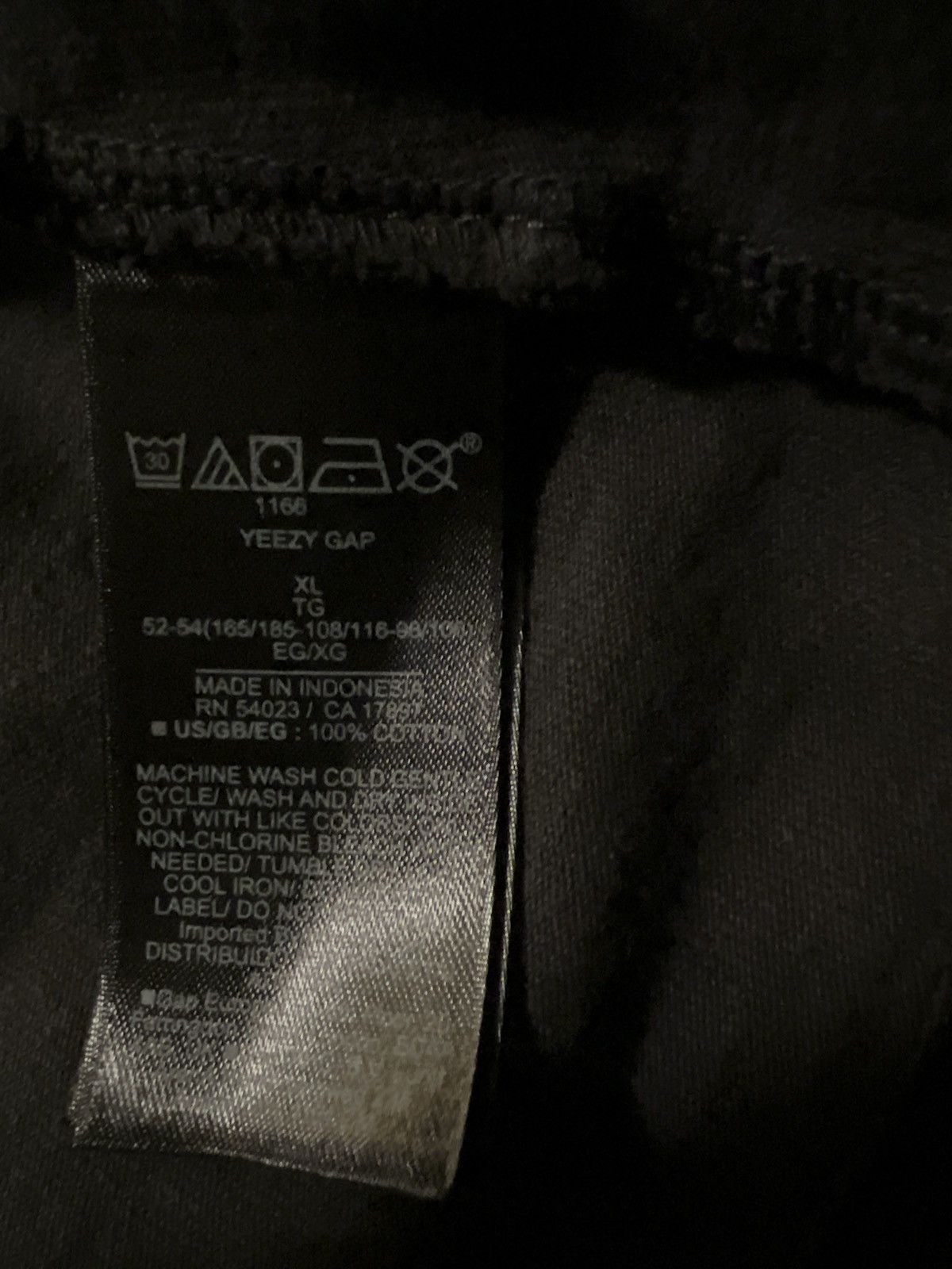 Balenciaga × Gap × Kanye West YGEBB TANK Size US XL / EU 56 / 4 - 4 Thumbnail