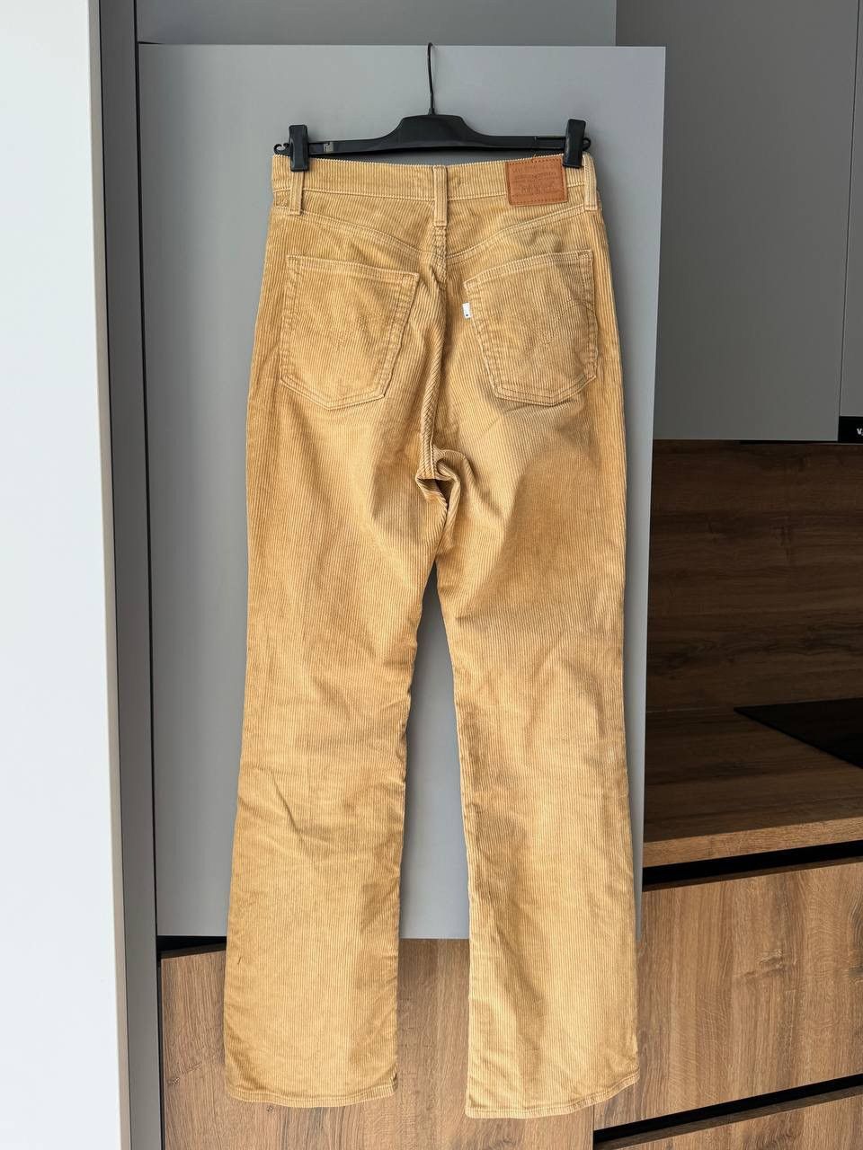 Levi's × Levi's Made & Crafted LEVIS Ribcage Flared Premium Corduroy Pants Size 27" / US 4 / IT 40 - 3 Thumbnail