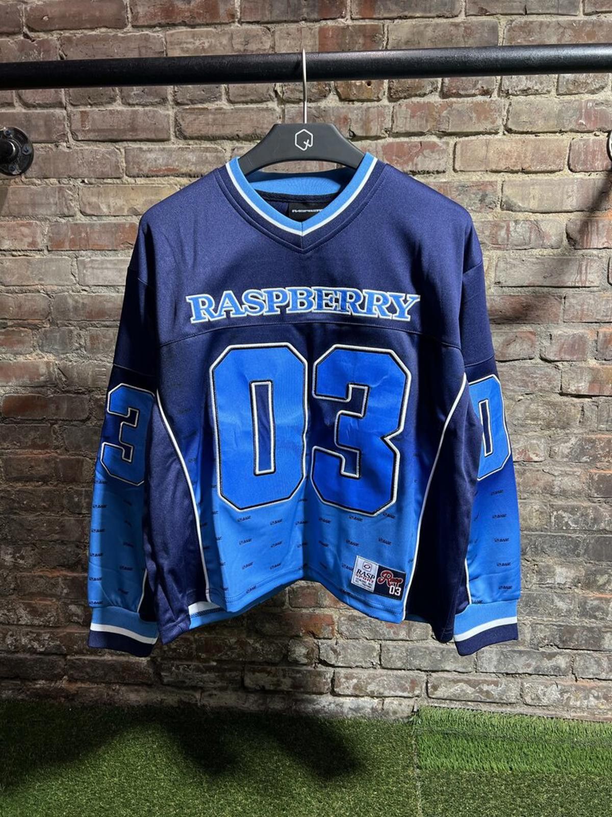 The GV Gallery GV Gallery Faded Blue Hockey Jersey Sz. S Size US S / EU 44-46 / 1 - 1 Thumbnail