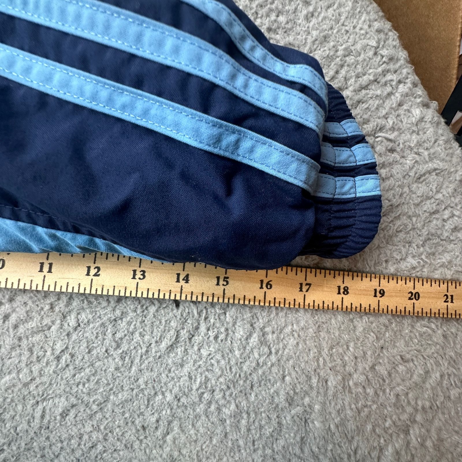Adidas Vintage Adidas Fleece Reversible Hooded Jacket Womens Medium Size M / US 6-8 / IT 42-44 - 8 Thumbnail