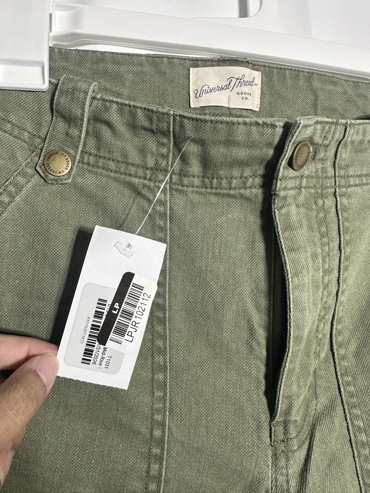 Other Size 2 Universal Thread Olive Green High-WaistedLeg Pants Size US 30 / EU 46 - 3 Thumbnail