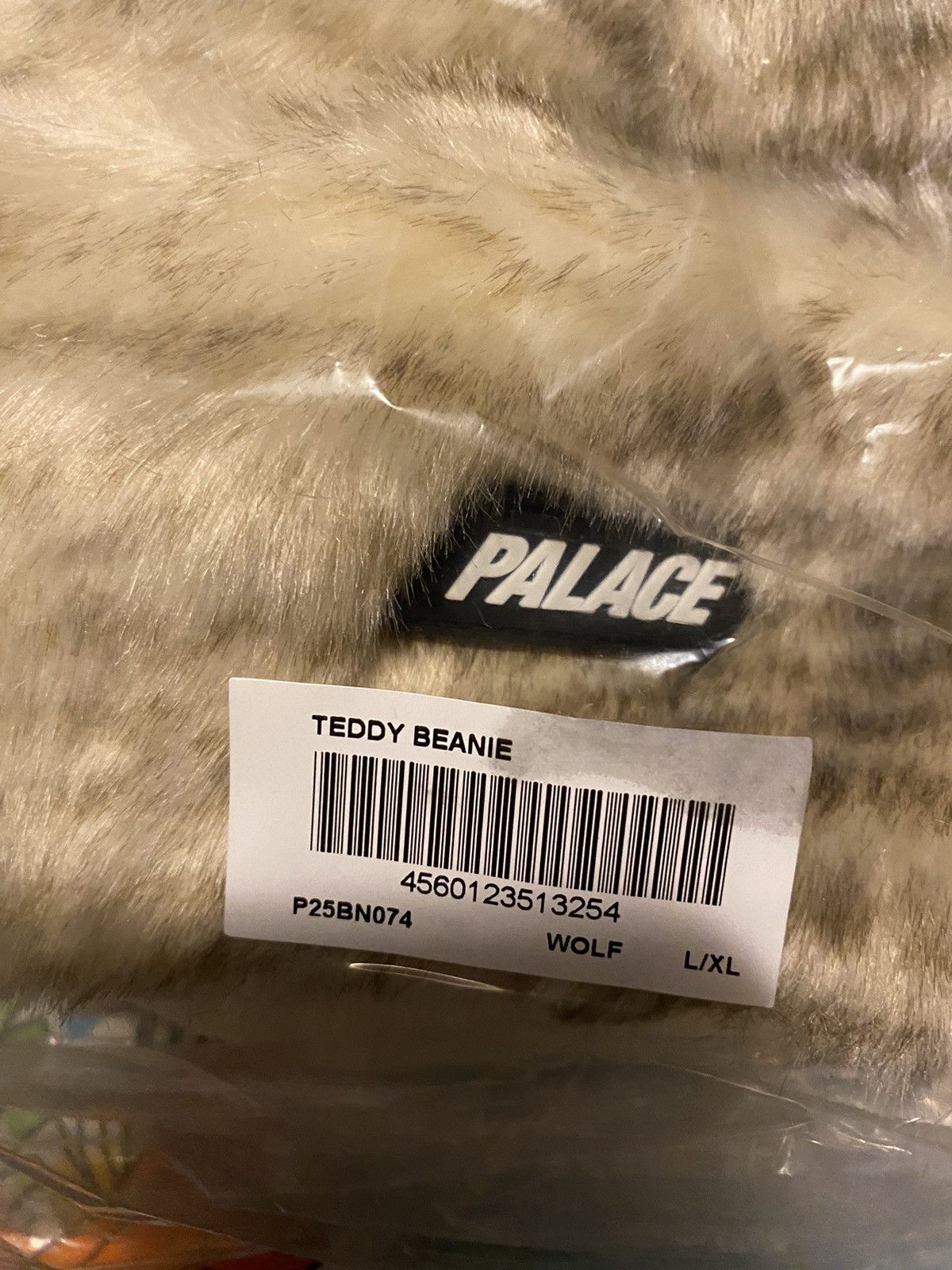 Palace Palace Teddy Beanie Ecru L/XL Size ONE SIZE - 4 Thumbnail