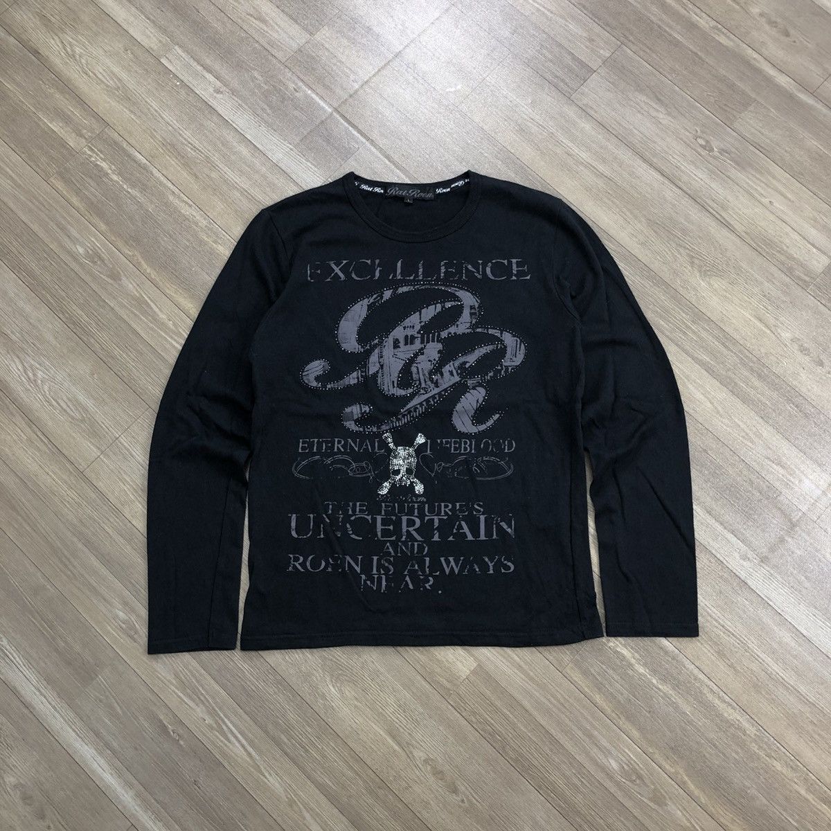 Le Grande Bleu (L.G.B.) Lgb Forbidden Fruit Long-Sleeve