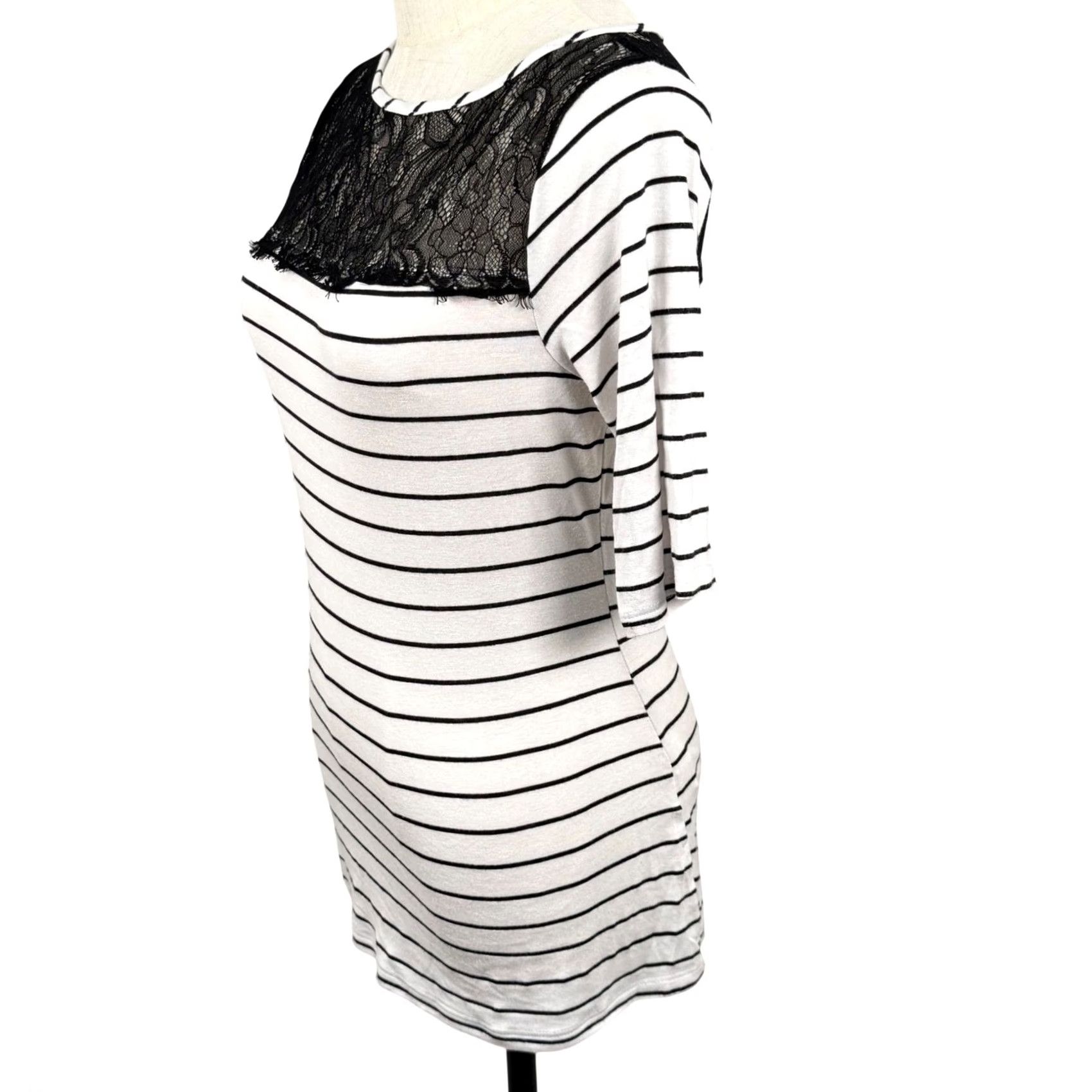 Bar III Nautical Womens XS Striped Lace Yoke Top Parisian Coquette Made in USA Shirt XS White Zip Back Zipper Navy? Size XS / US 0-2 / IT 36-38 - 2 Thumbnail
