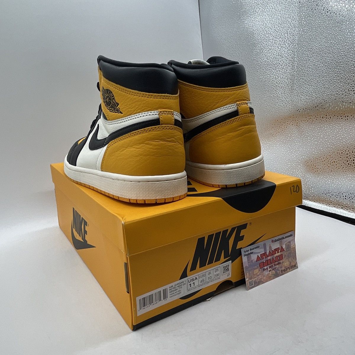 Jordan Brand Air Jordan 1 high yellow toe Size US 11 / EU 44 - 4 Thumbnail