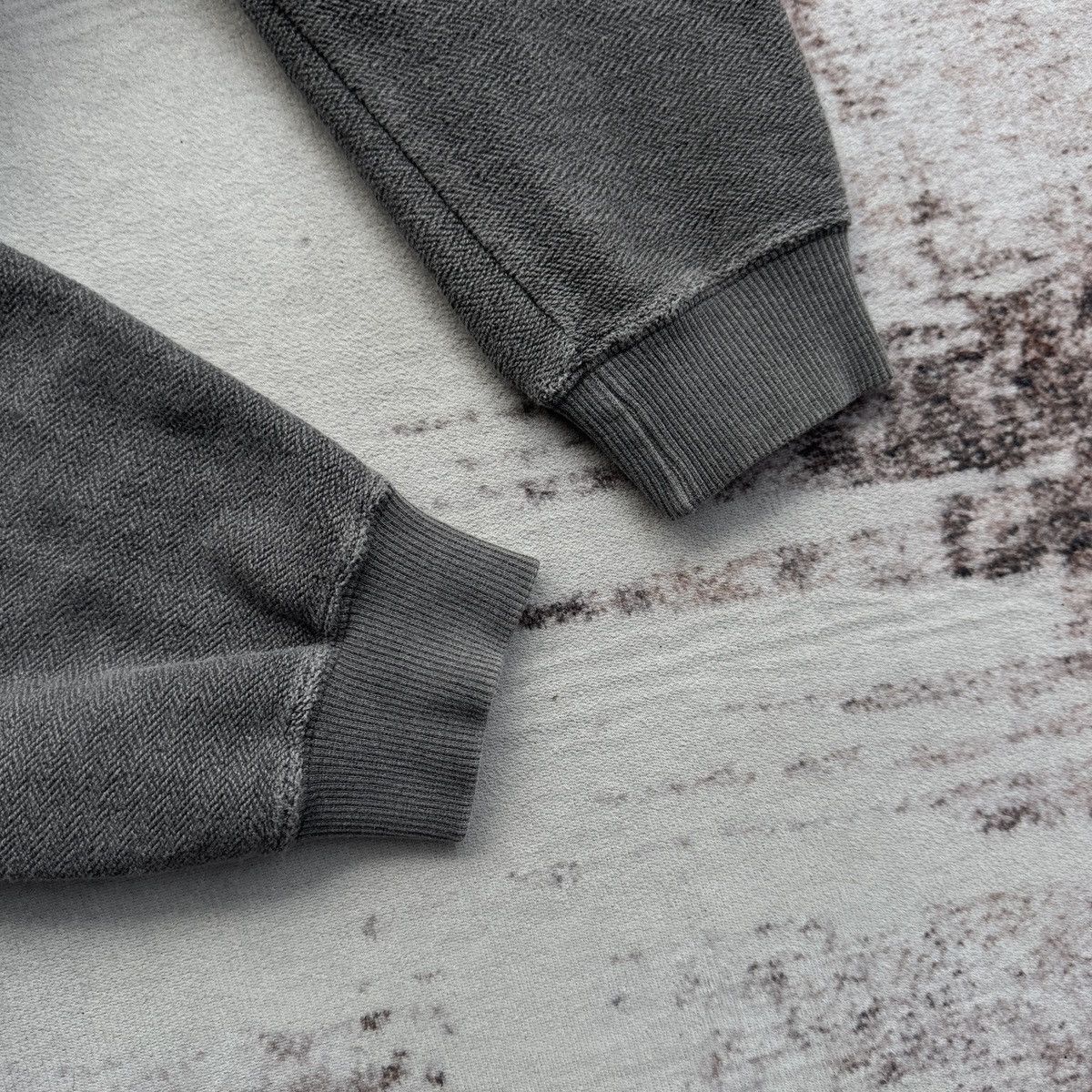 Billabong BILLABONG VINTAGE GREY CROPPED SWEATSHIRT Size US M / EU 48-50 / 2 - 6 Thumbnail