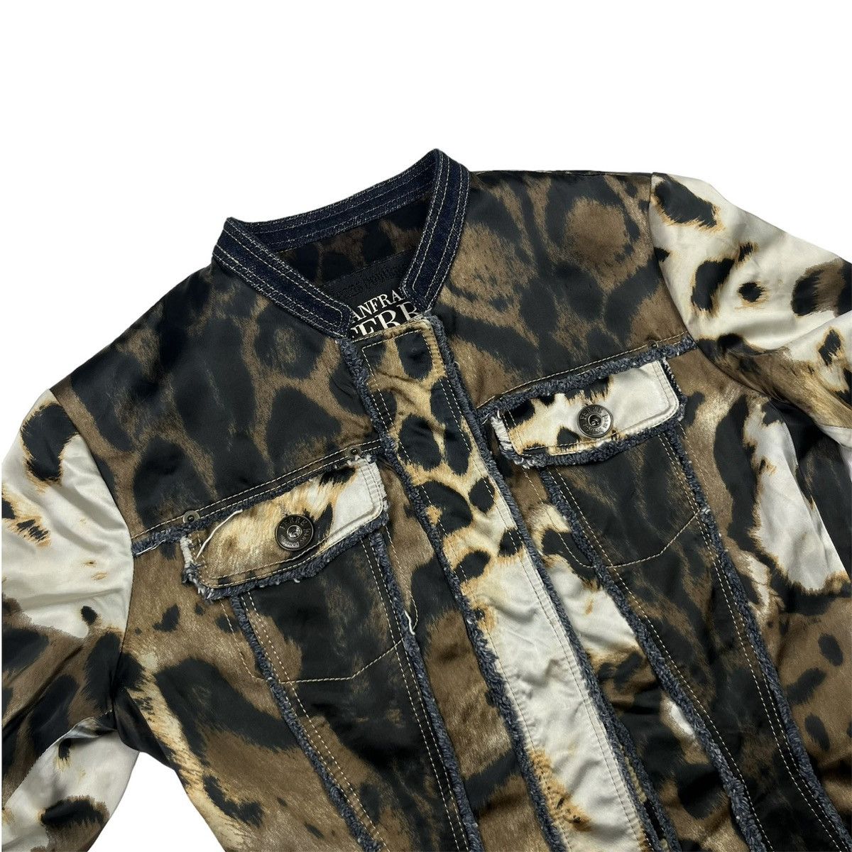 Gianfranco Ferre × Vintage Gianfranco Ferre Jeans Boutique Vintage Jacket Leopard Style Size S / US 4 / IT 40 - 5 Thumbnail