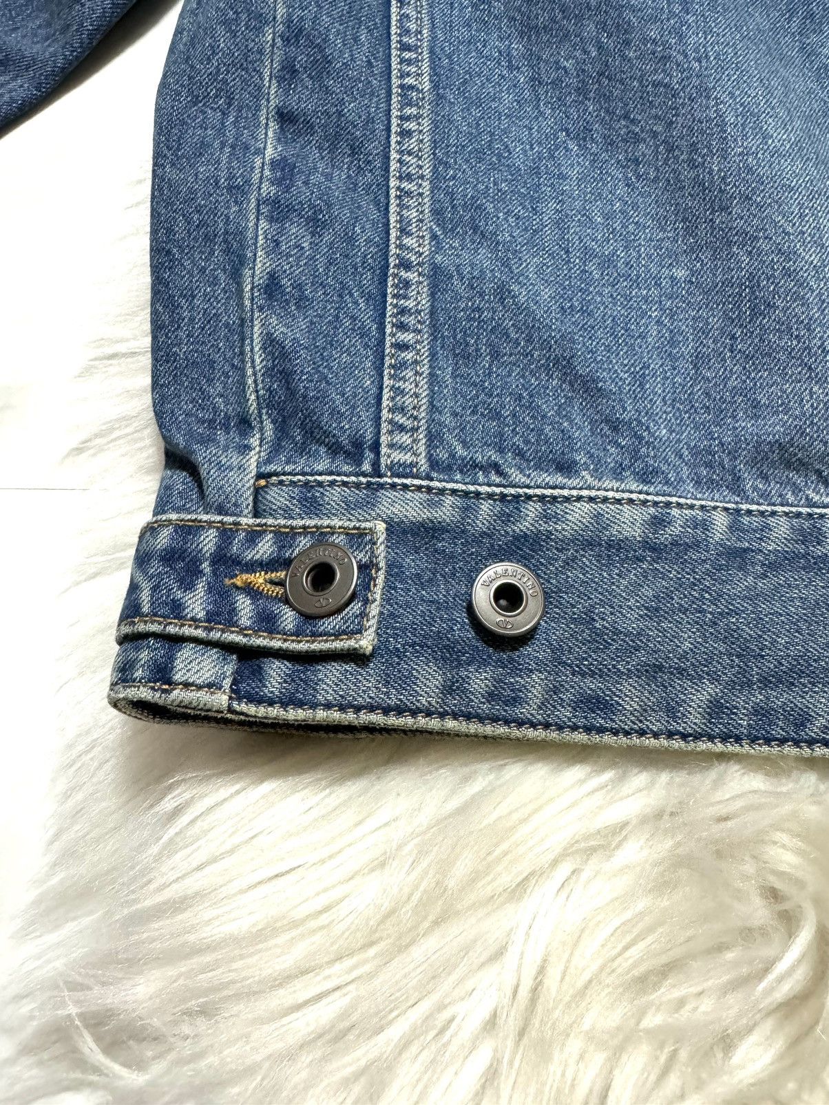 Valentino Valentino Star Planet decorated denim jacket, blue Size US S / EU 44-46 / 1 - 13 Thumbnail