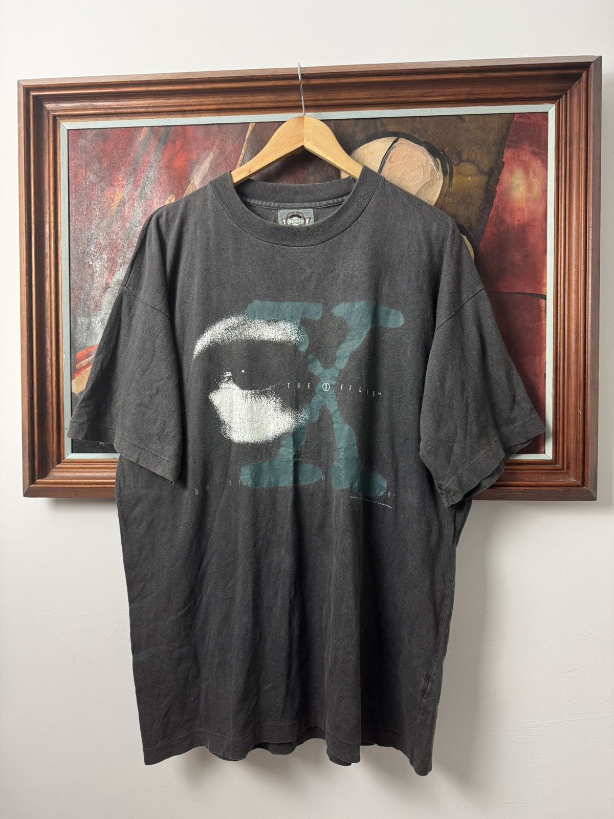 Vintage Vintage 90s X Files Series TShirt Faded Washed Single Stitch Size US XL / EU 56 / 4 - 1 Thumbnail