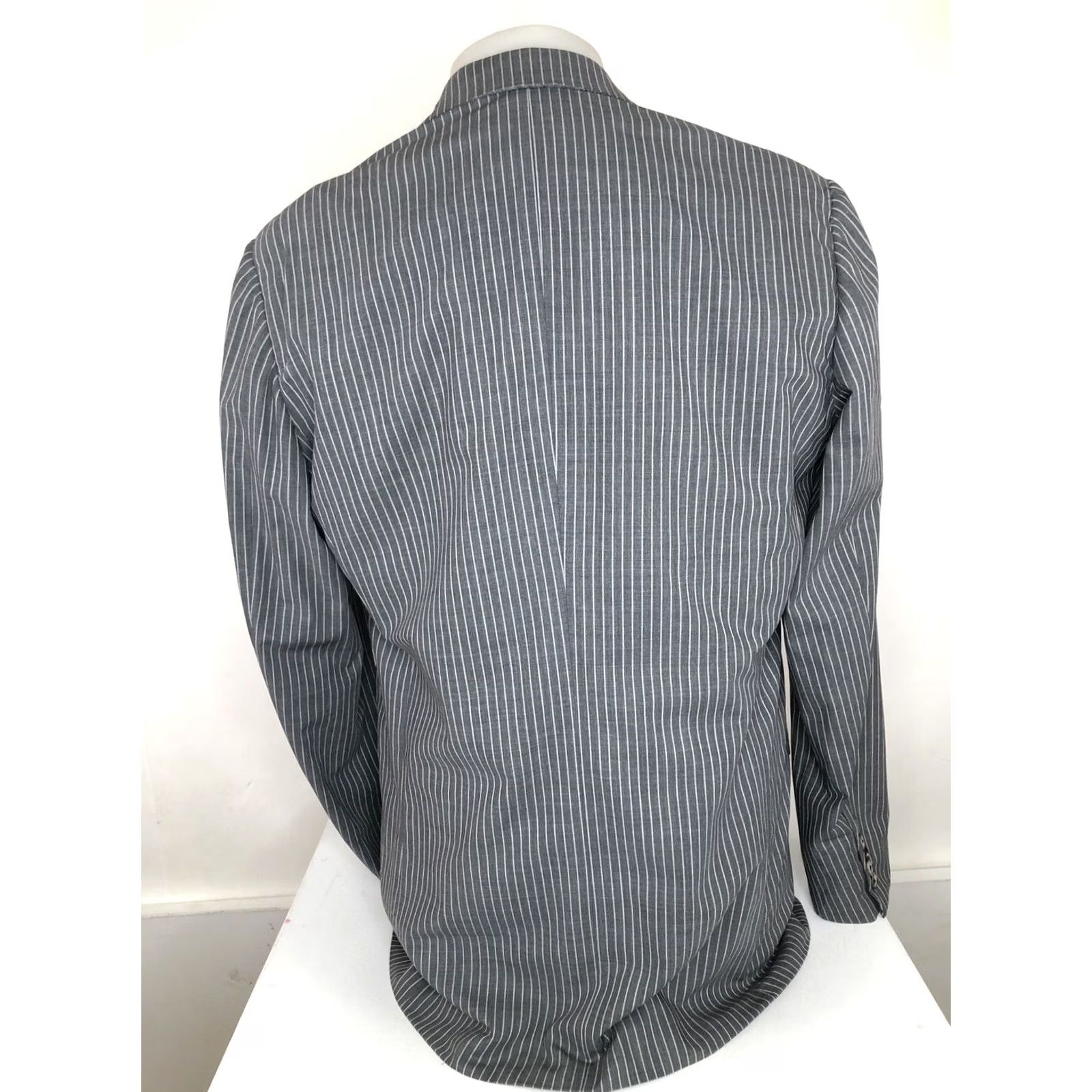 Vintage BELVEST / MADE IN ITALY - Blazer SportCoat Jacket Mens EU 54L Gray Pinstripe 130 Blazer SportCoat 54L Mens Italy Belvest Size US L / EU 52-54 / 3 - 4 Thumbnail