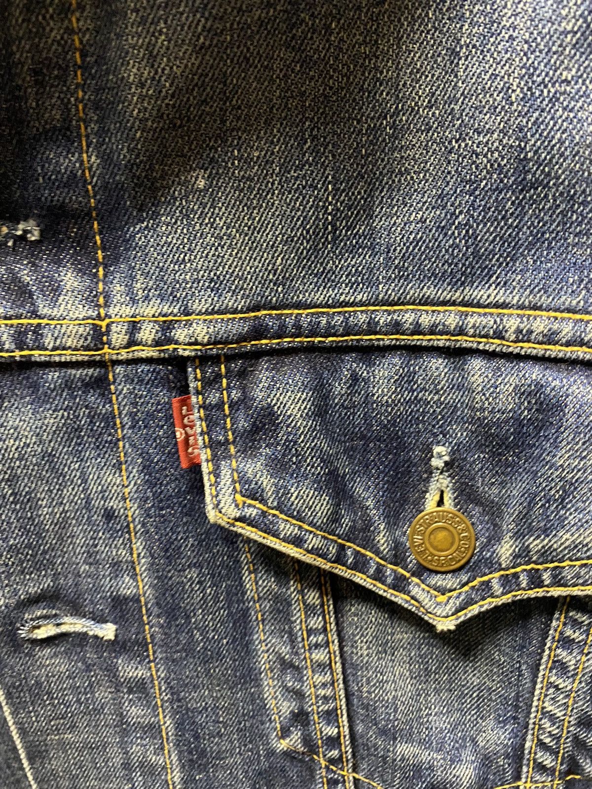Levi's × Levi's Vintage Clothing × Vintage Vintage levis Denim Jacket 90s rare streetwear Size US L / EU 52-54 / 3 - 3 Thumbnail