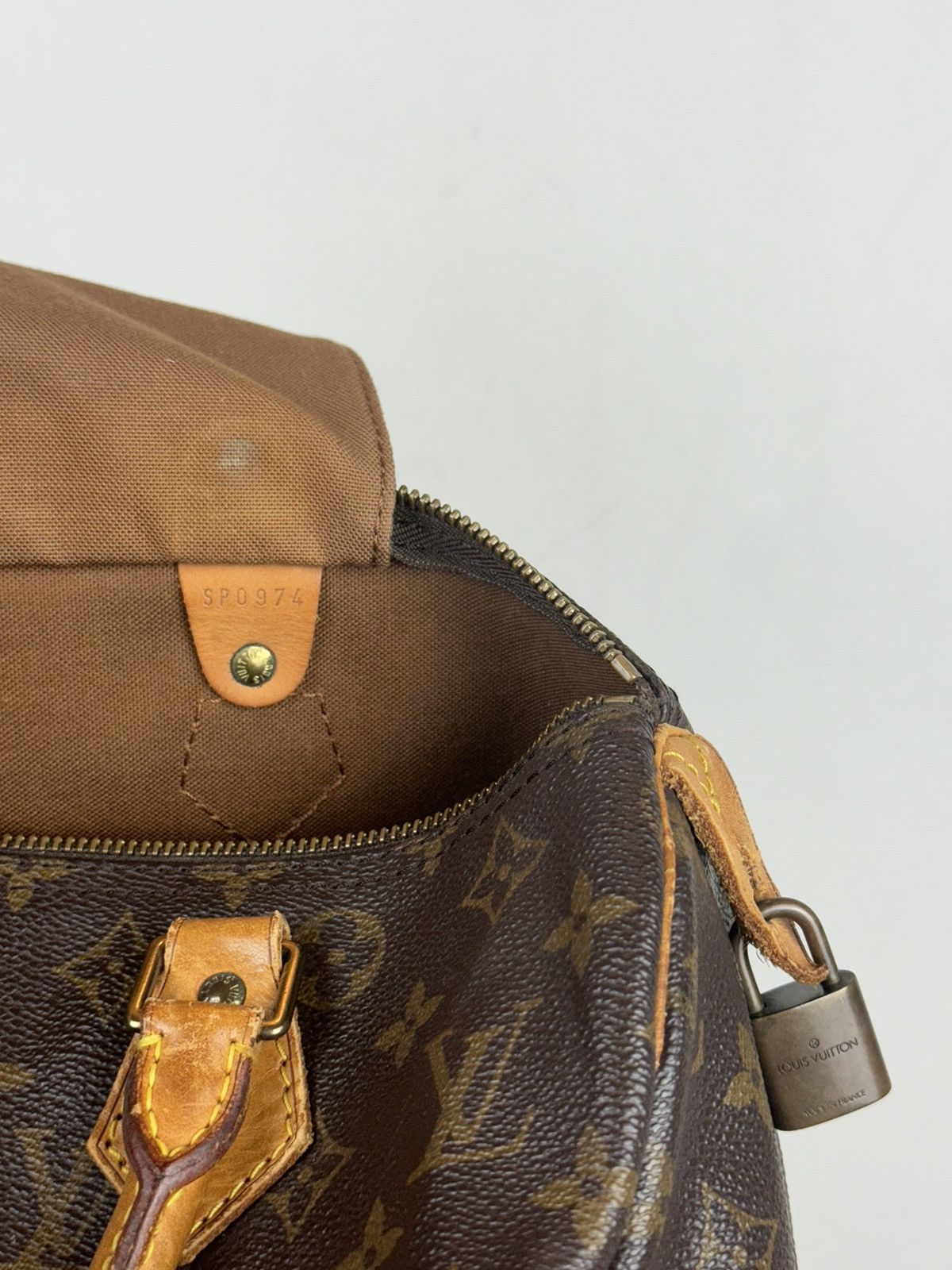 Louis Vuitton Luxury handle bag Louis Vuitton Speedy 30 original item Size ONE SIZE - 6 Thumbnail