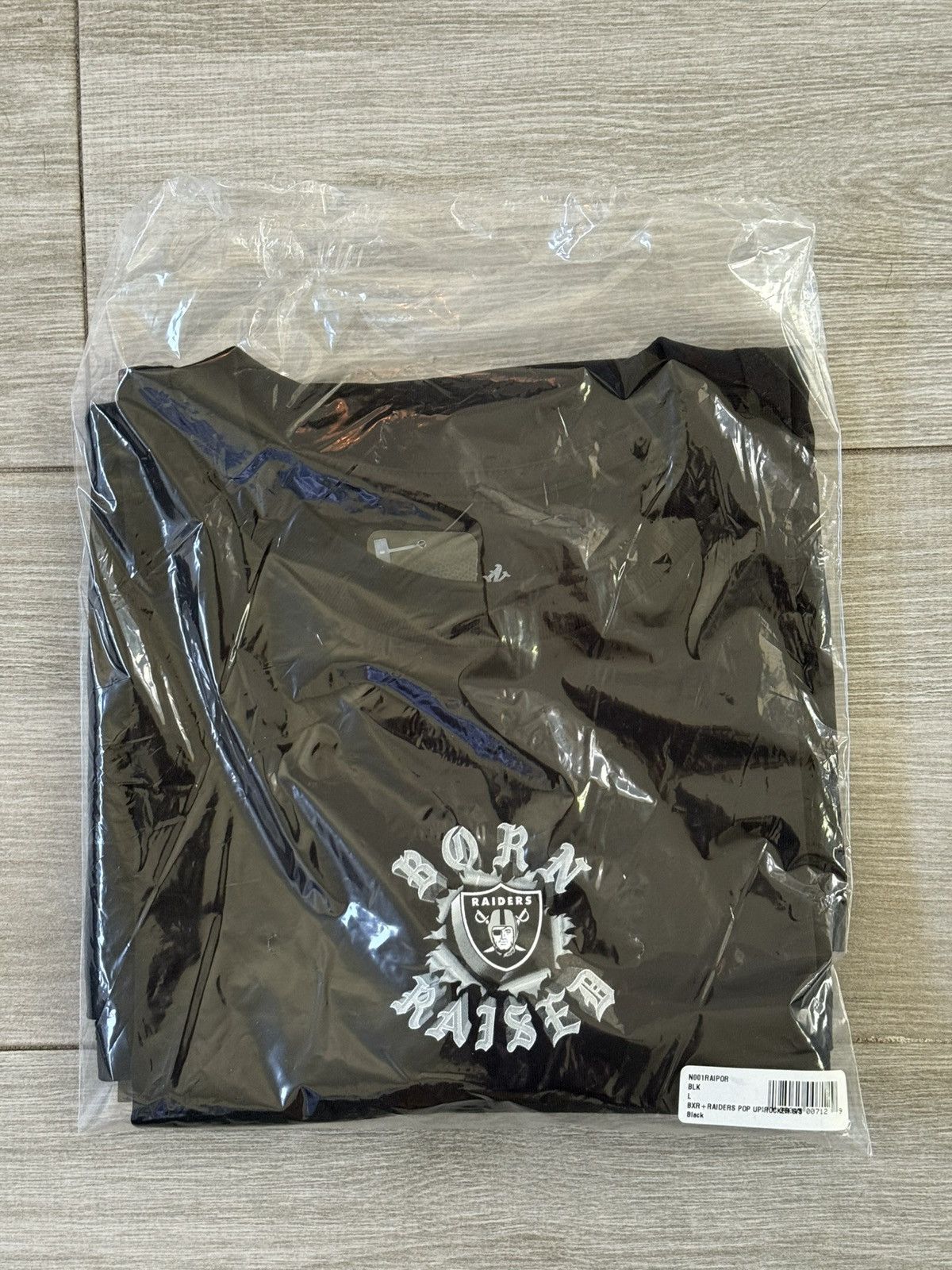 Born X Raised × NFL BORN X RAISED Las Vegas Raiders Pop Out Rocker Tee Sz Large Size US L / EU 52-54 / 3 - 8 Thumbnail