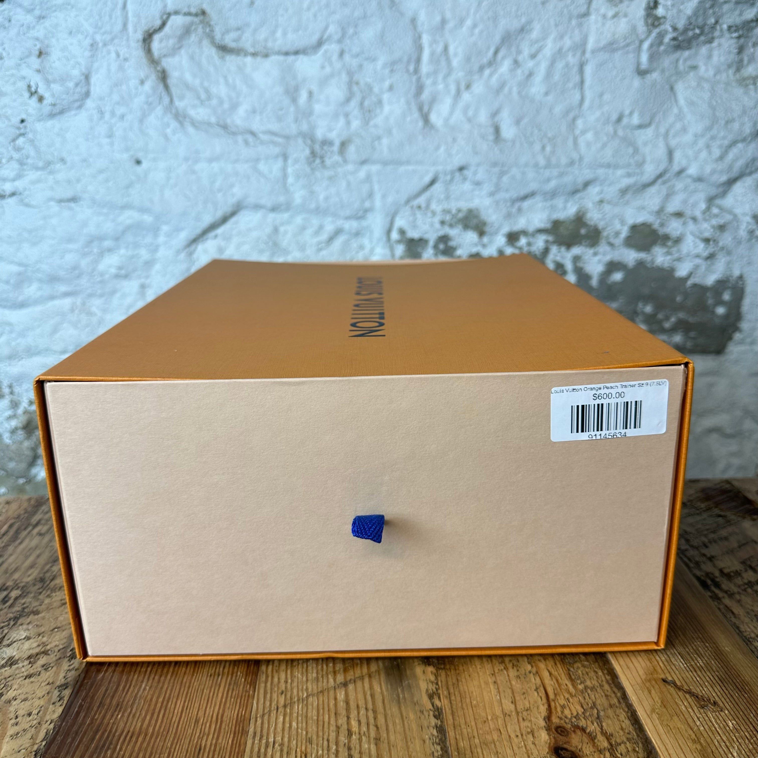 Louis Vuitton Louis Vuitton Orange Peach Trainer Sneaker Sz 9 (7.5LV) Size US 9 / EU 42 - 6 Thumbnail