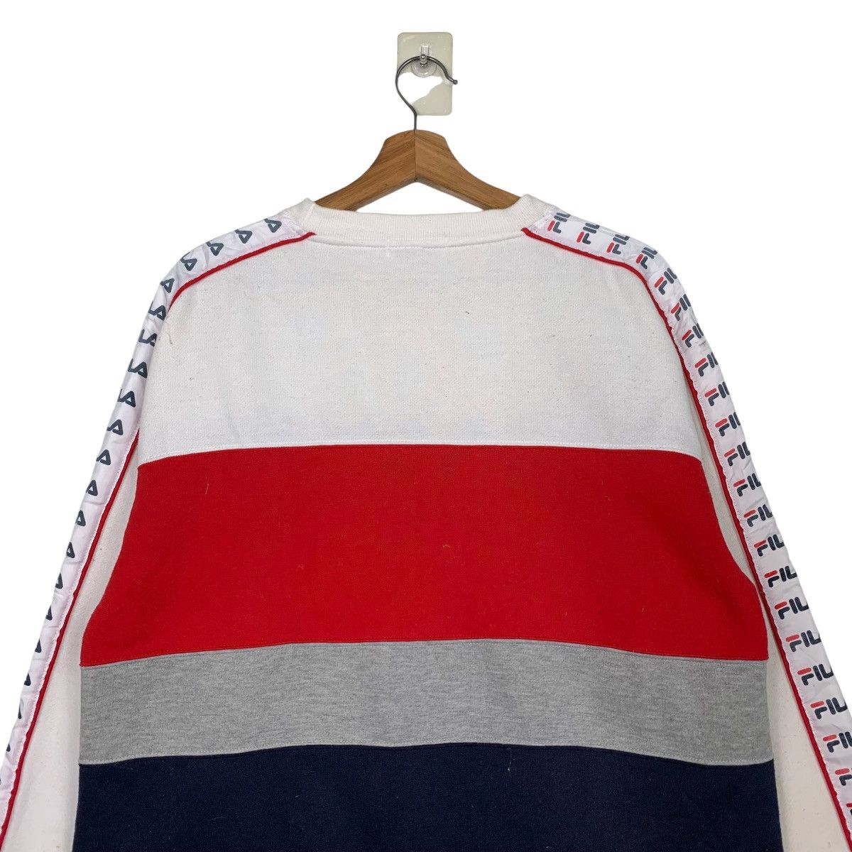 Fila FILA Big Logo Sidetape Crewneck Sweatshirt #2520-C114 Size US M / EU 48-50 / 2 - 8 Thumbnail