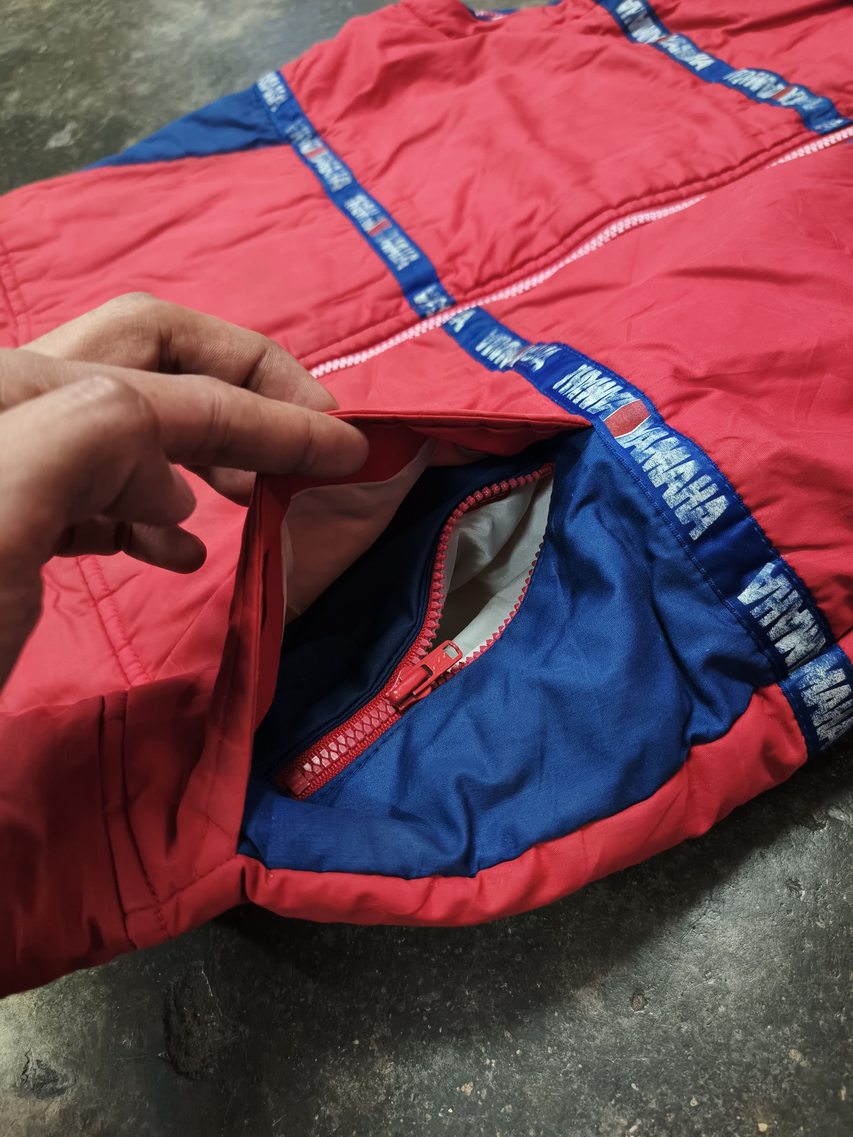 Gear for Sports VTG YAMAHA PADDED VEST JACKET RACING MOTORSPORT Size US M / EU 48-50 / 2 - 5 Thumbnail