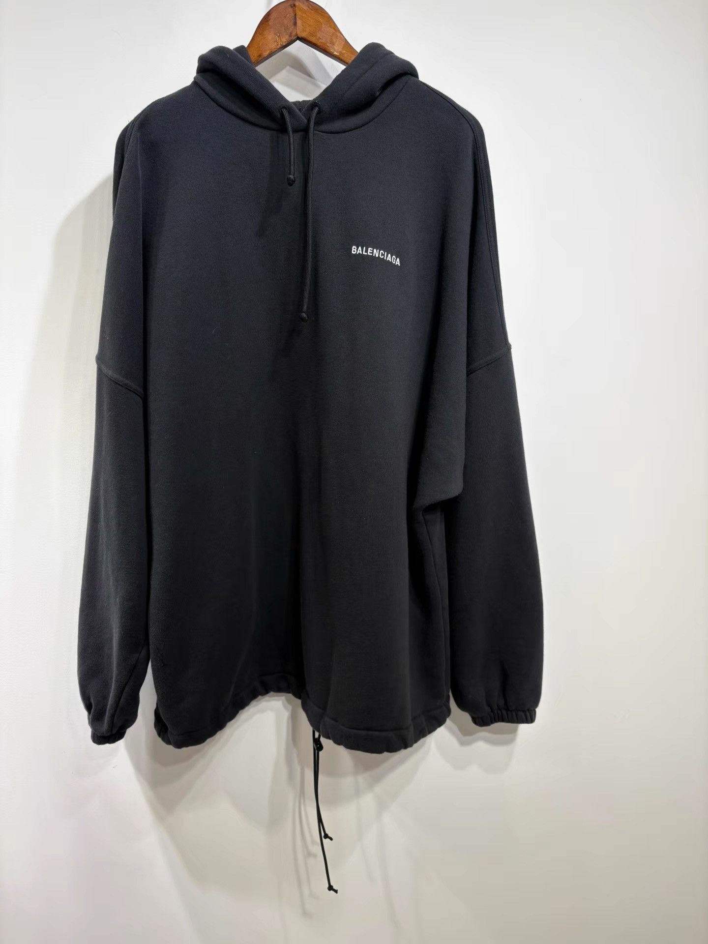 Balenciaga Balenciaga Chest Embroidered Logo Hoodie K29 Size US XS / EU 42 / 0 - 1 Thumbnail