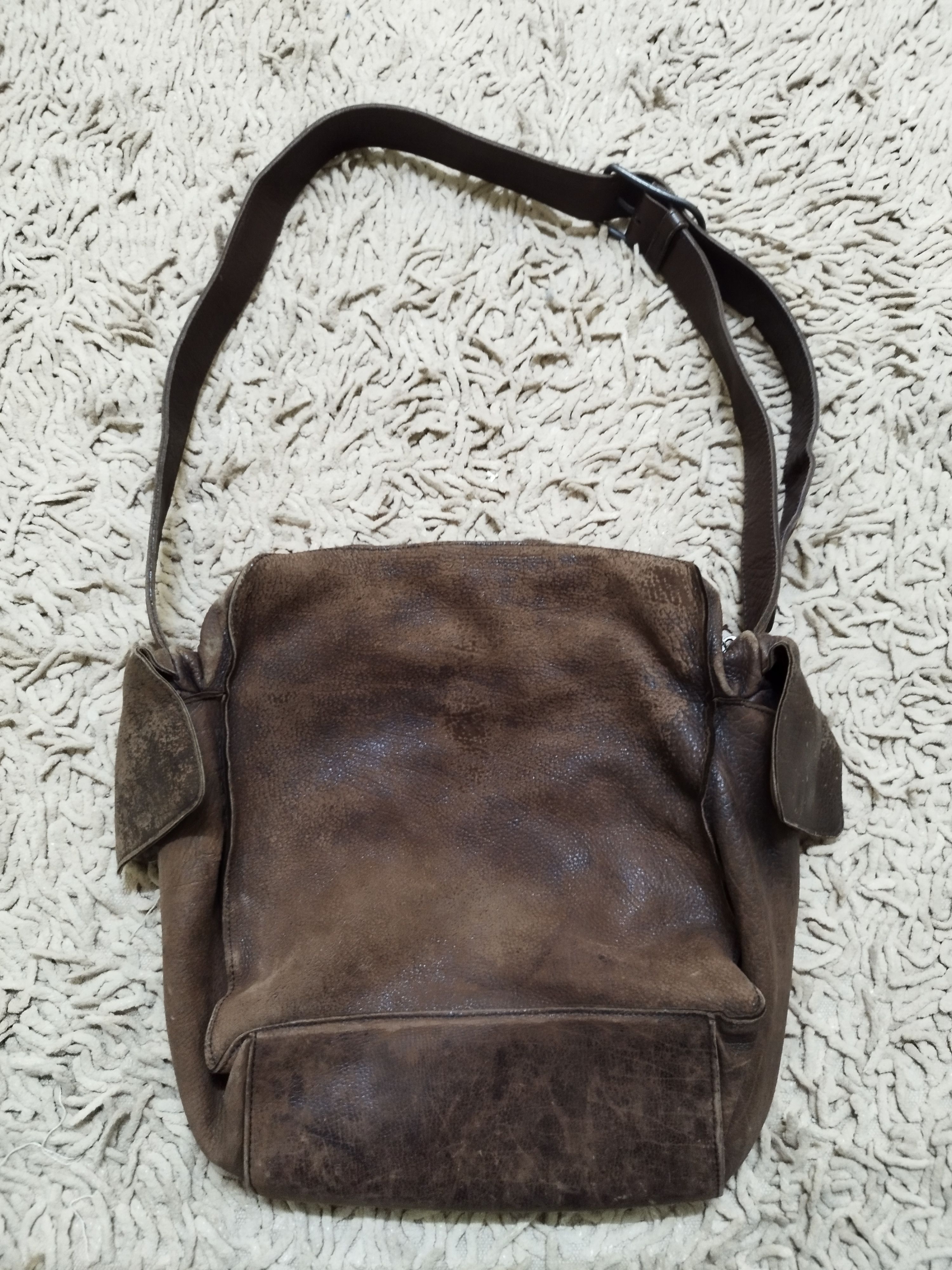 Bottega Veneta Vintage Distressed Bottega Veneta Cross Body Bag Size ONE SIZE - 3 Thumbnail