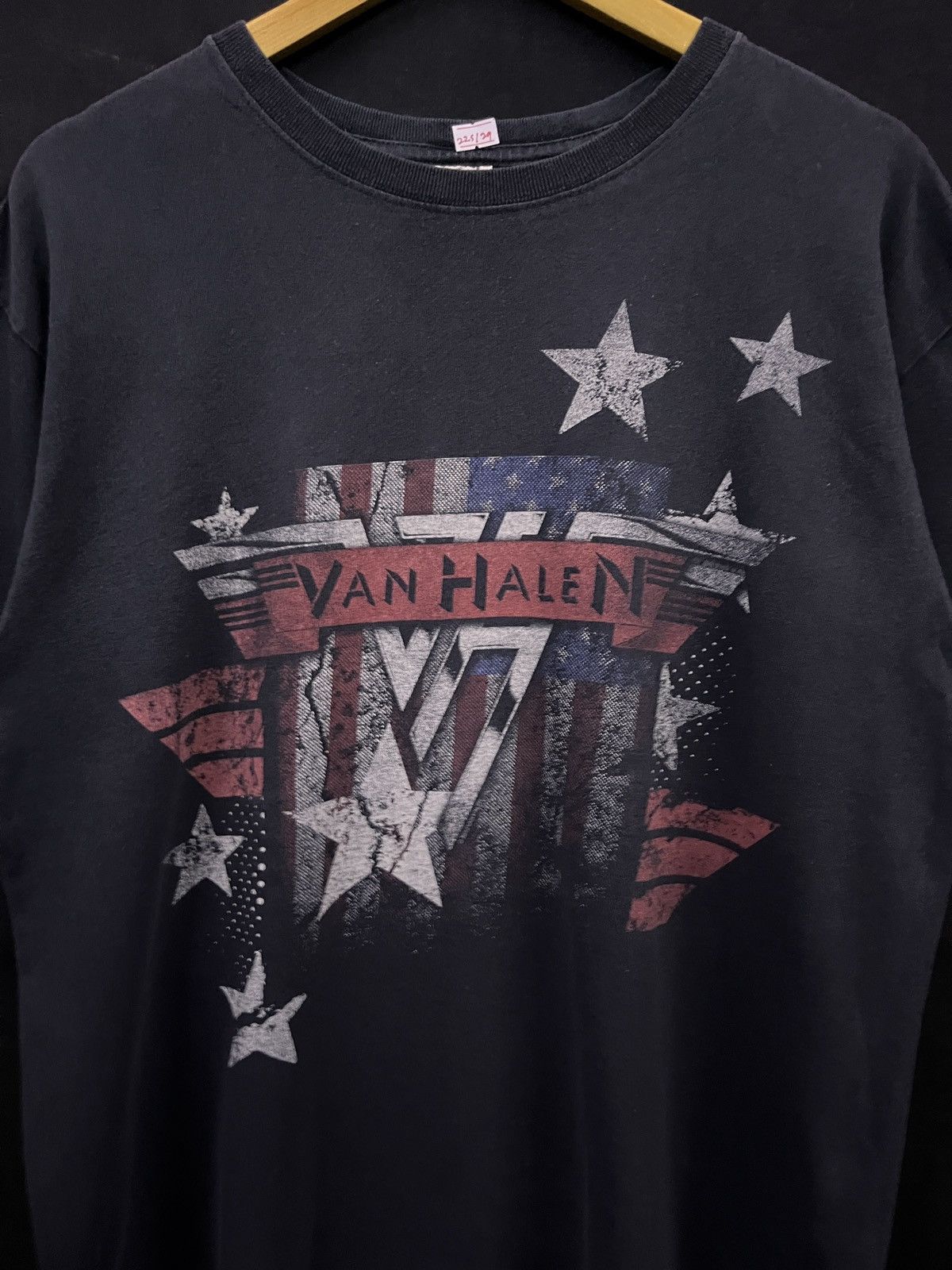 Vintage Vintage Y2k Van Halen band shirt anvil tag - L Size US L / EU 52-54 / 3 - 2 Thumbnail