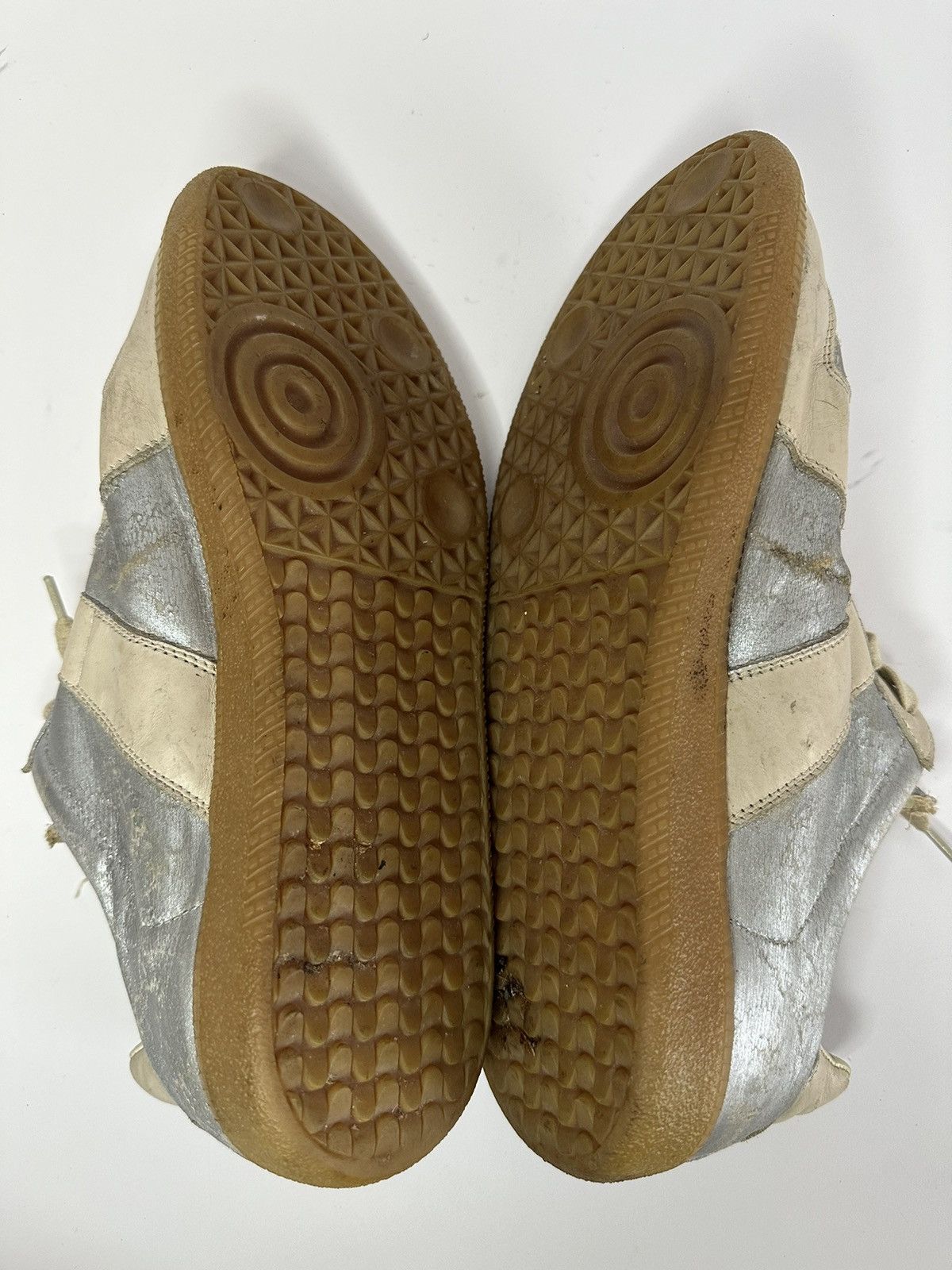 Maison Margiela MAISON MARGIELA CLASSIC REPLICA SNEAKER Size 39 EU Size US 6.5 / EU 39-40 - 7 Thumbnail
