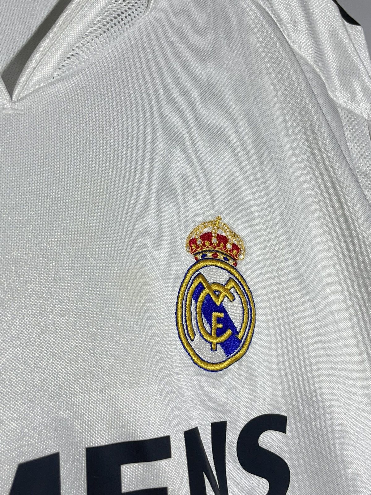 Adidas × Vintage Real Madrid Adidas Vintage 2004/05 Home Y2k Football Shirt Size US L / EU 52-54 / 3 - 4 Thumbnail