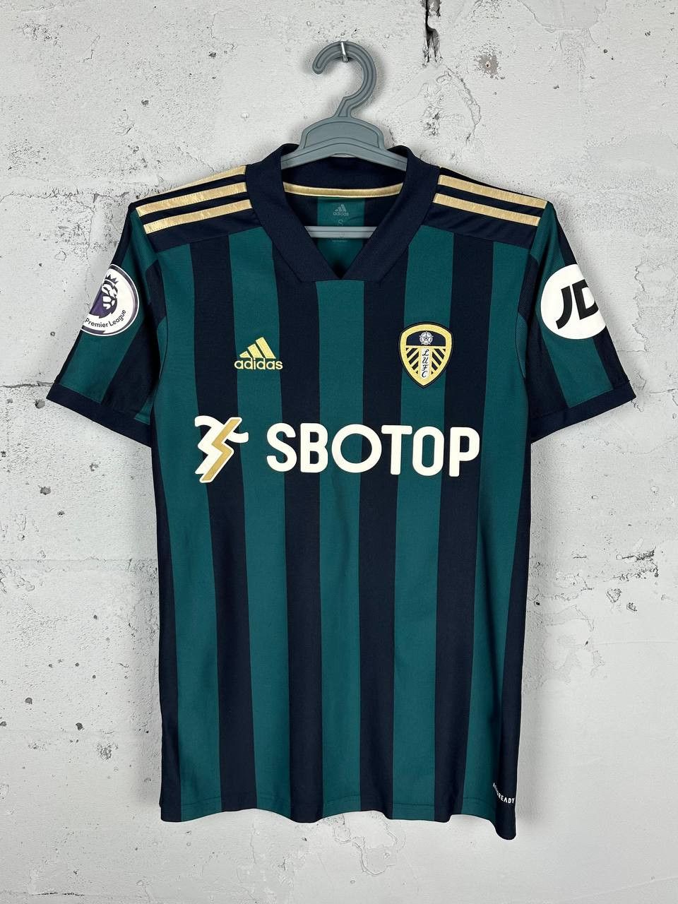 Adidas 2020/21 Adidas Leeds United FC Away Soccer Jersey Size US S / EU 44-46 / 1 - 1 Thumbnail