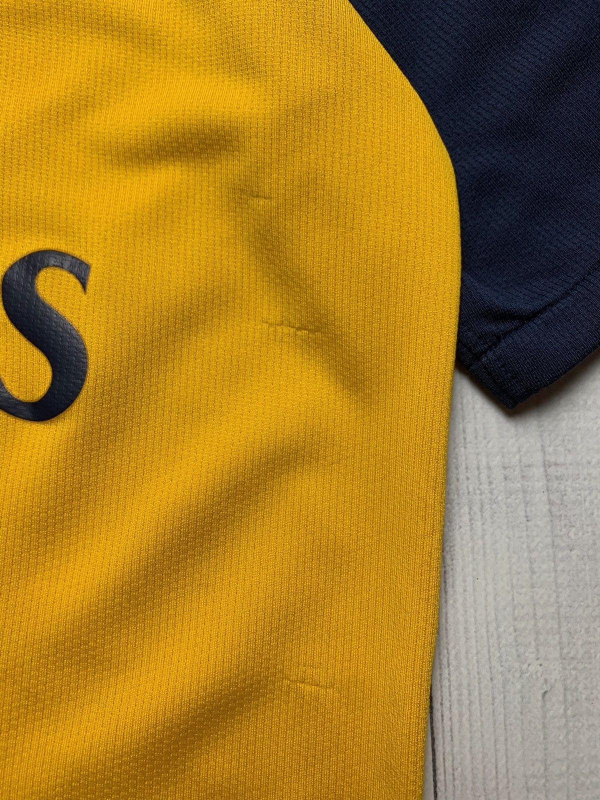 Nike × Vintage Vintage Arsenal soccer jersey Nike yellow size M Size US M / EU 48-50 / 2 - 6 Thumbnail