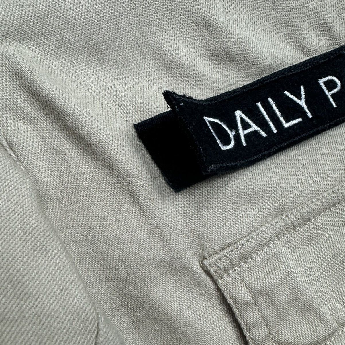 Daily Paper Daily Paper Asymmetric Pocket Shorts Size US 30 / EU 46 - 11 Thumbnail