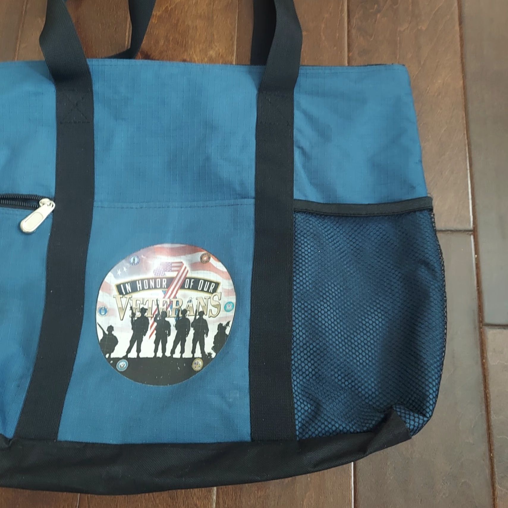 Vintage In honor Of Our Veterans Black/Blue Tote Bag Size ONE SIZE - 4 Thumbnail