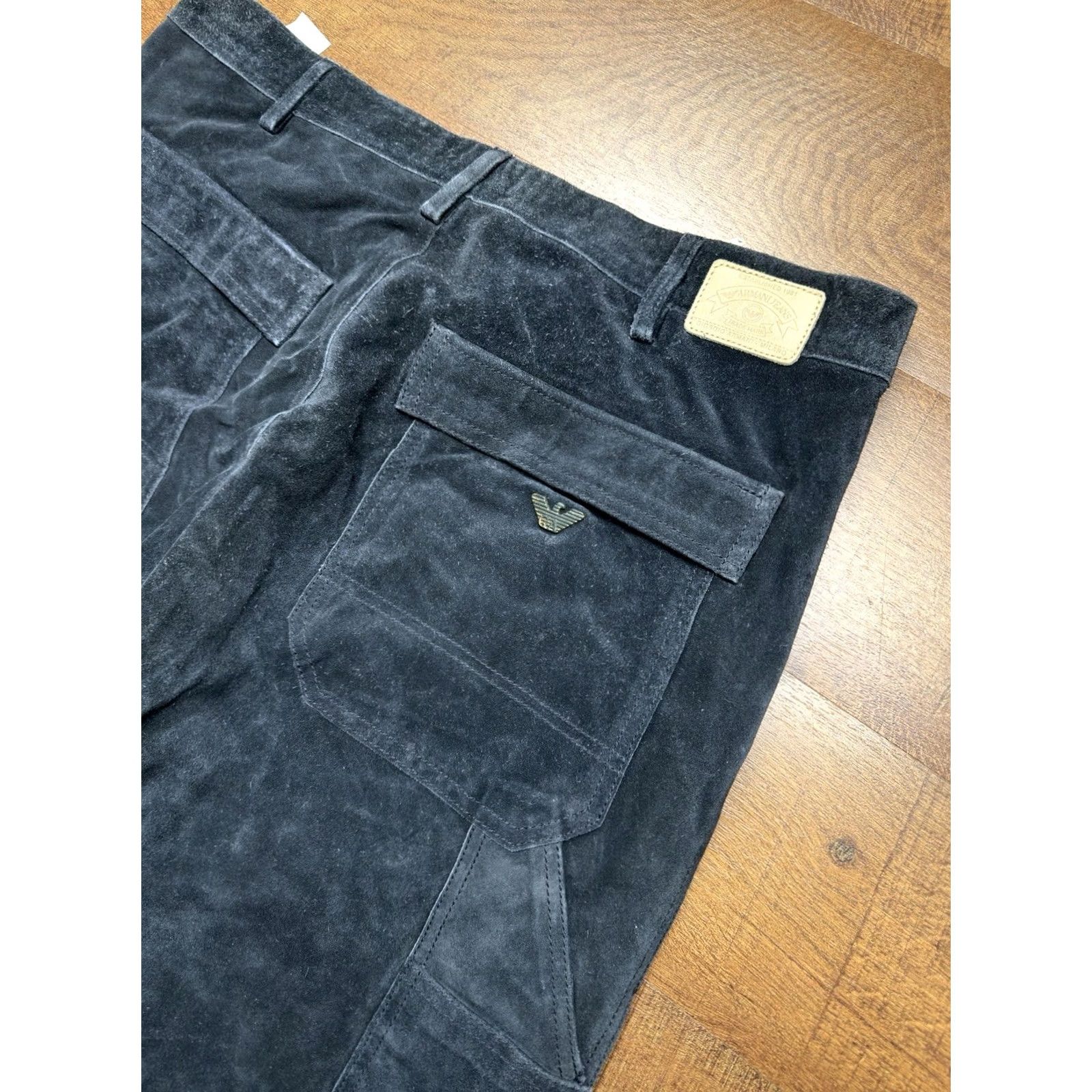 Giorgio Armani VINTAGE Giorgio Armani Milano Suede Carpenter Jeans Pants Men 38X35 Blue Car pen ter Jeans Mens 38x35 Suede Carpenter Armani Milano Jeans Mens Blue Size US 38 / EU 54 - 4 Thumbnail