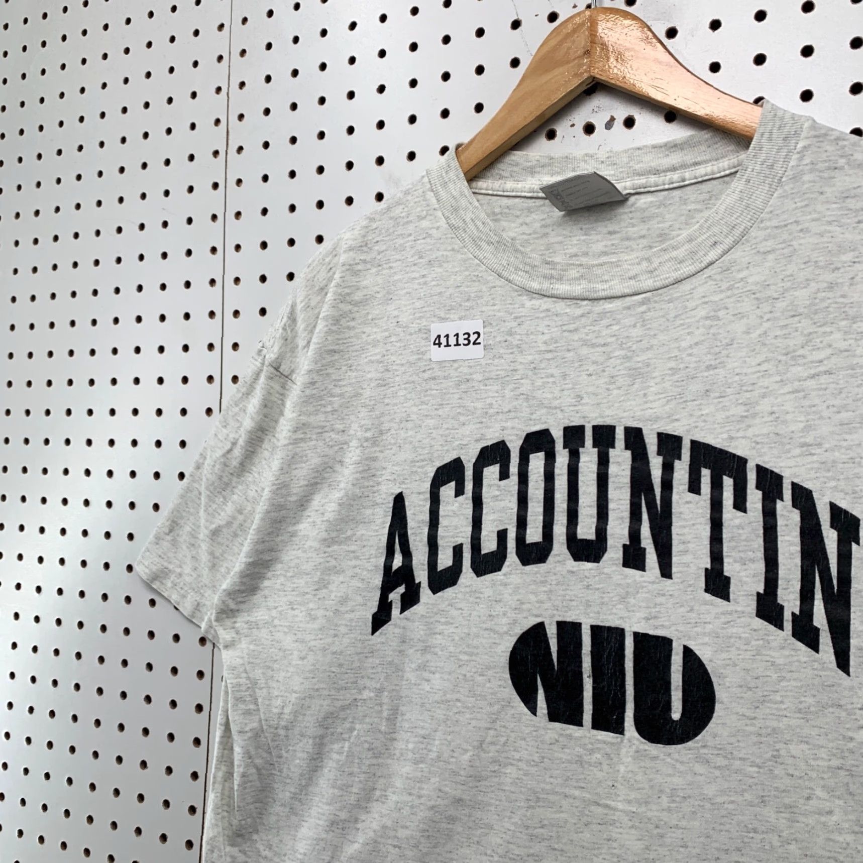 Vintage VINTAGE Oneita NIU Accounting T-Shirt Mens XL Gray Graphic Print University Single Stitch Size US XL / EU 56 / 4 - 6 Thumbnail