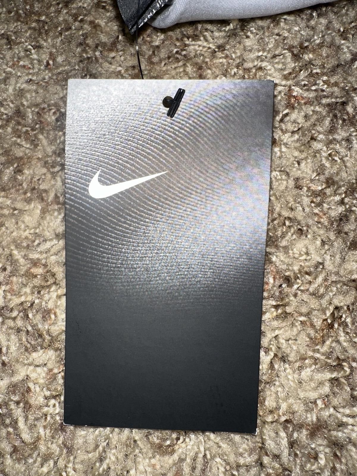 Nike Nike Gray Hooded Football Poncho Size US L / EU 52-54 / 3 - 11 Thumbnail