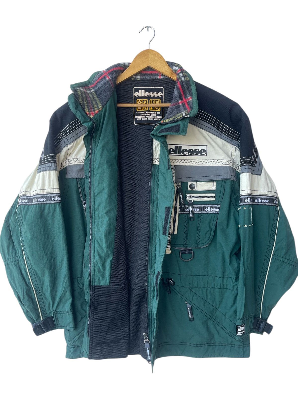 Ellesse RARE Vintage Ellesse Catamaran Swiss Watches Ski Jacket Size US L / EU 52-54 / 3 - 6 Thumbnail