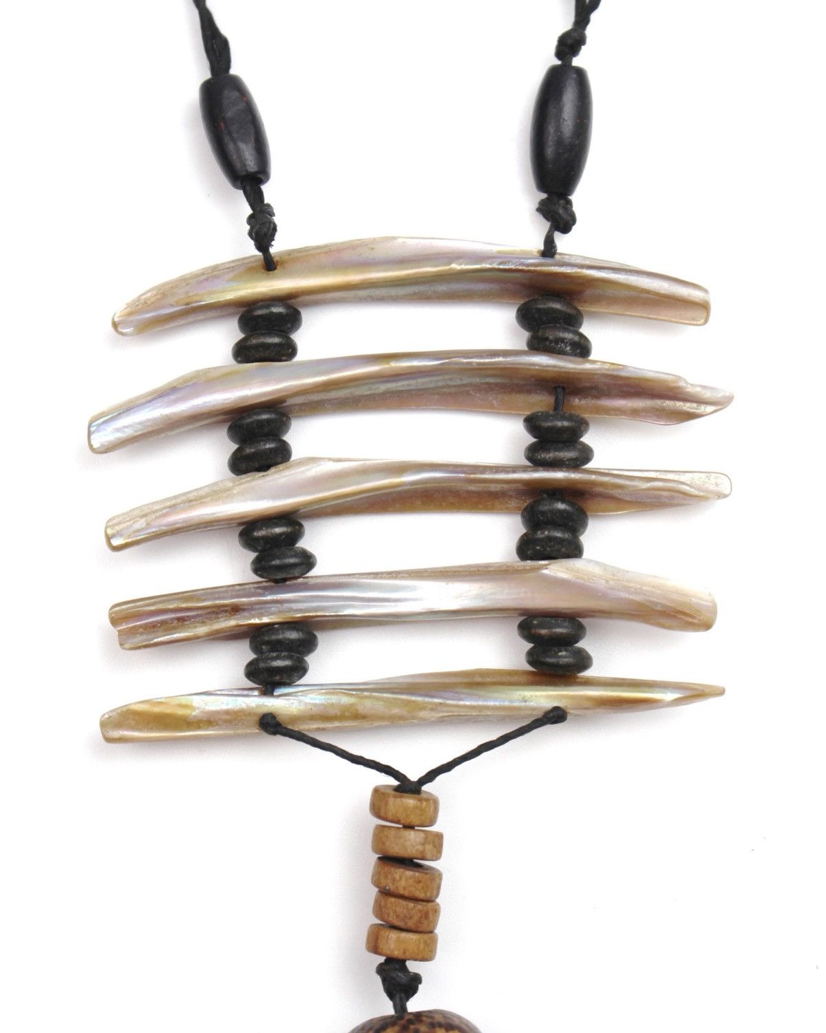 If Six Was Nine 2000S JAPANESE MADE COASTAL SPIRIT SHELL NECKLACE Size ONE SIZE - 2 Thumbnail
